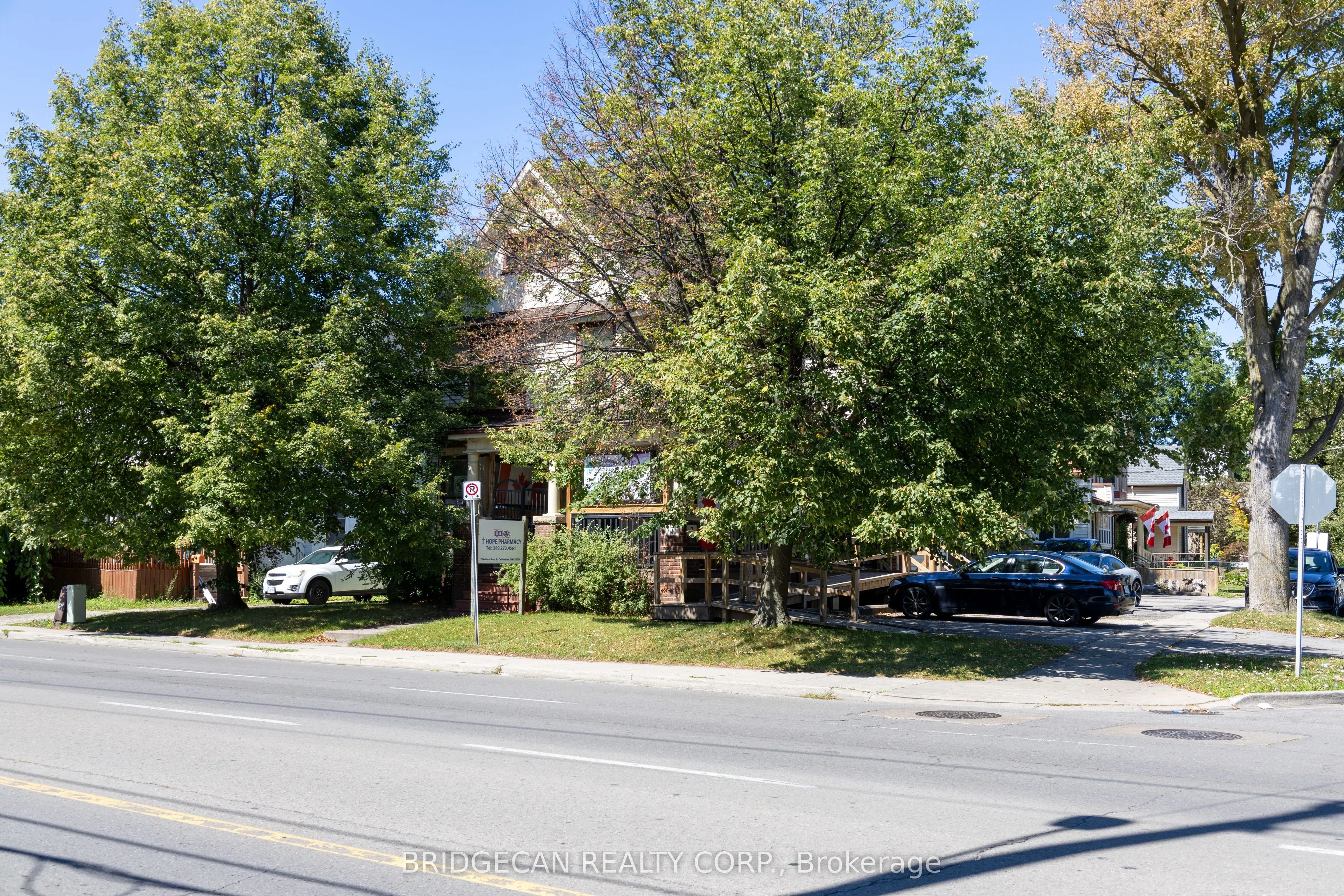 7 Welland Avenue