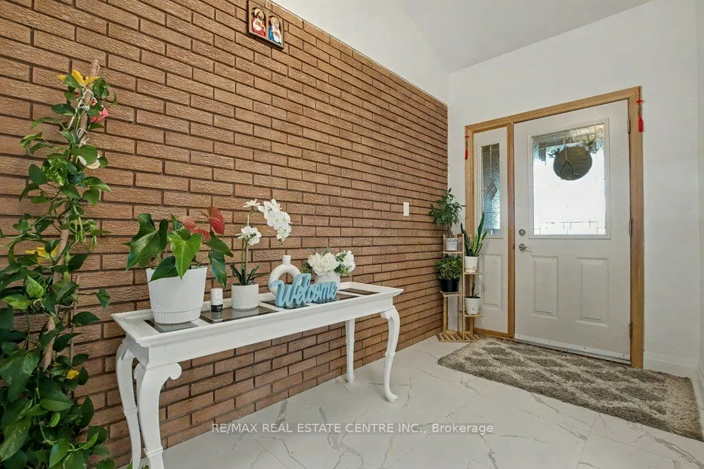 40 Tara Court