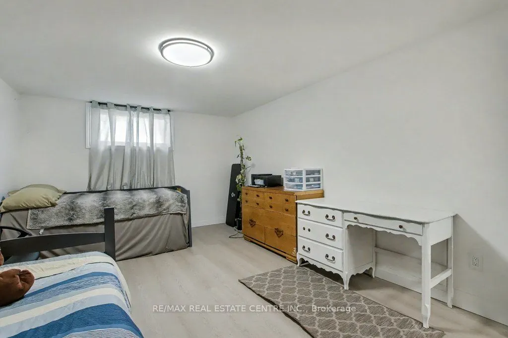 40 Tara Court