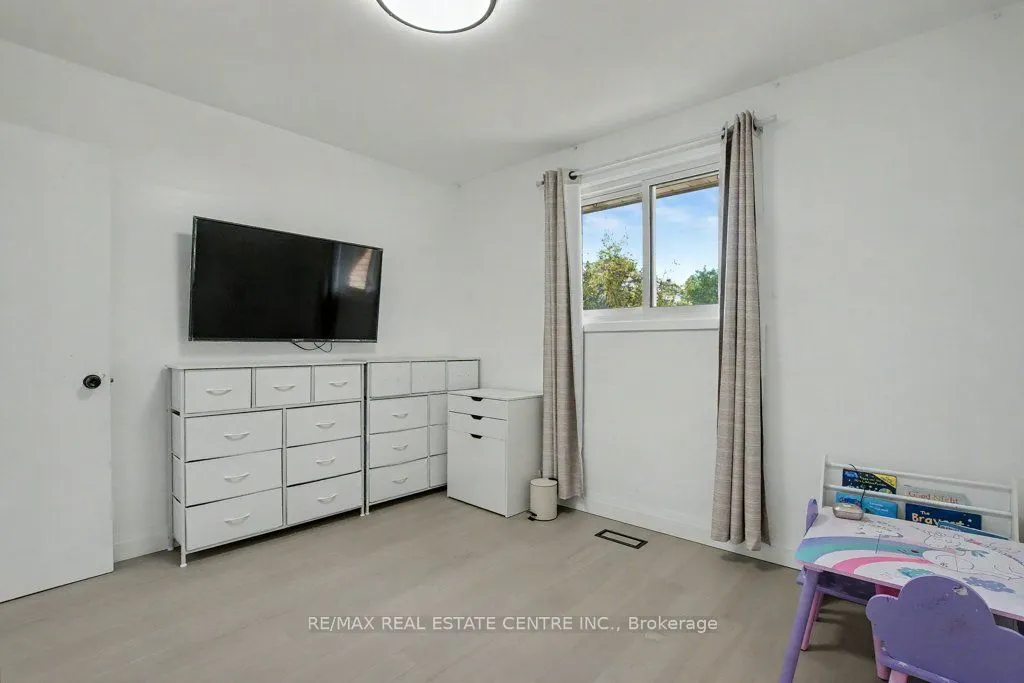 40 Tara Court
