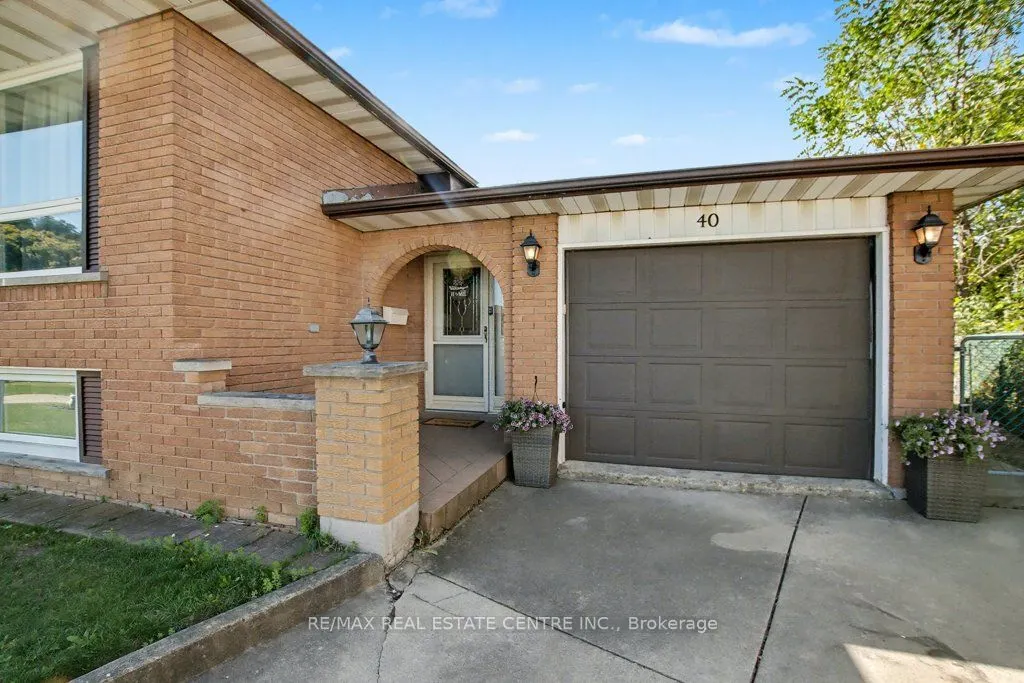40 Tara Court