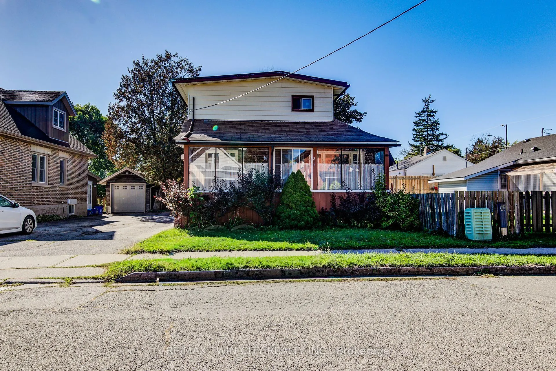 318 Middle Street