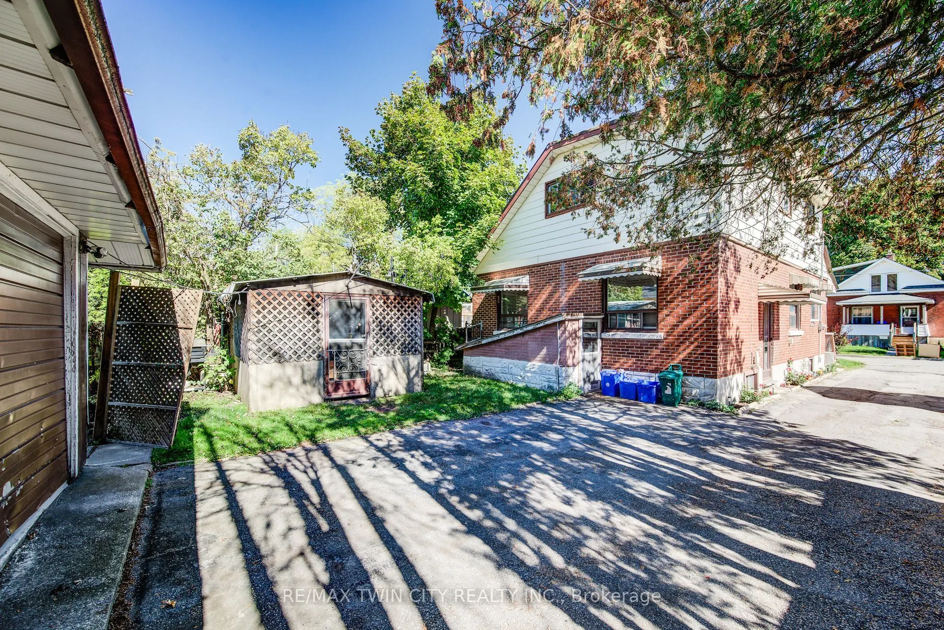318 Middle Street