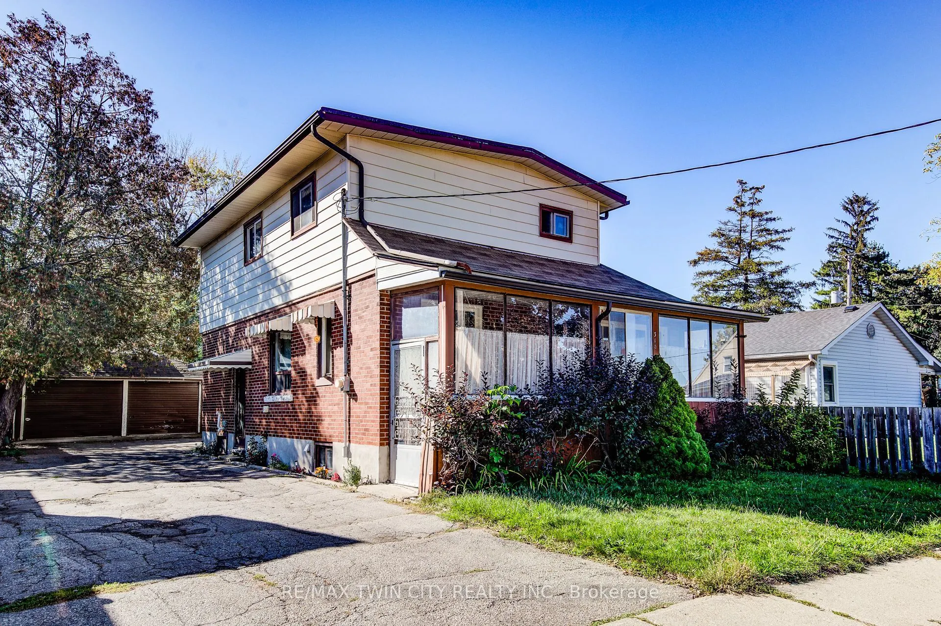 318 Middle Street