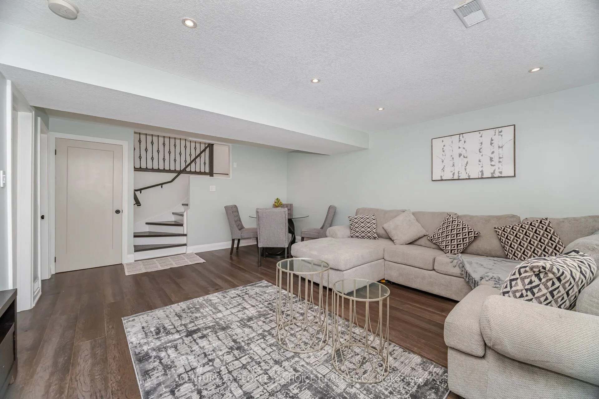 55 Vineberg Drive