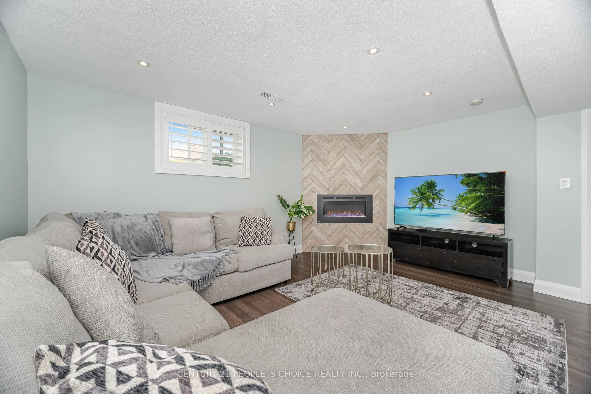 55 Vineberg Drive