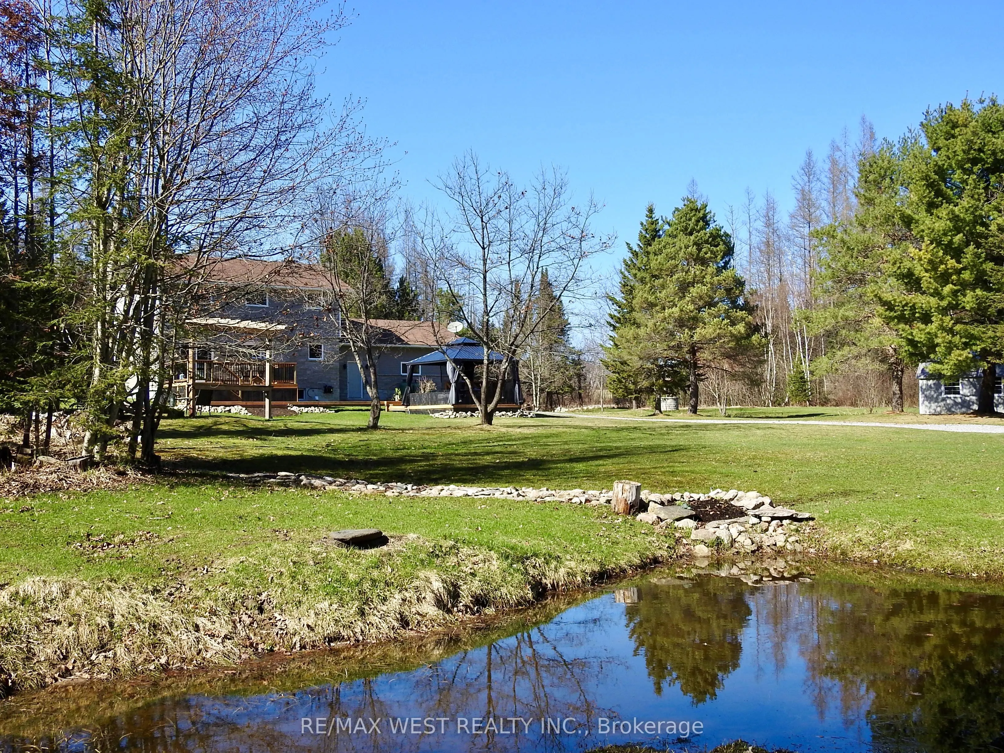 2593 Alsace Road