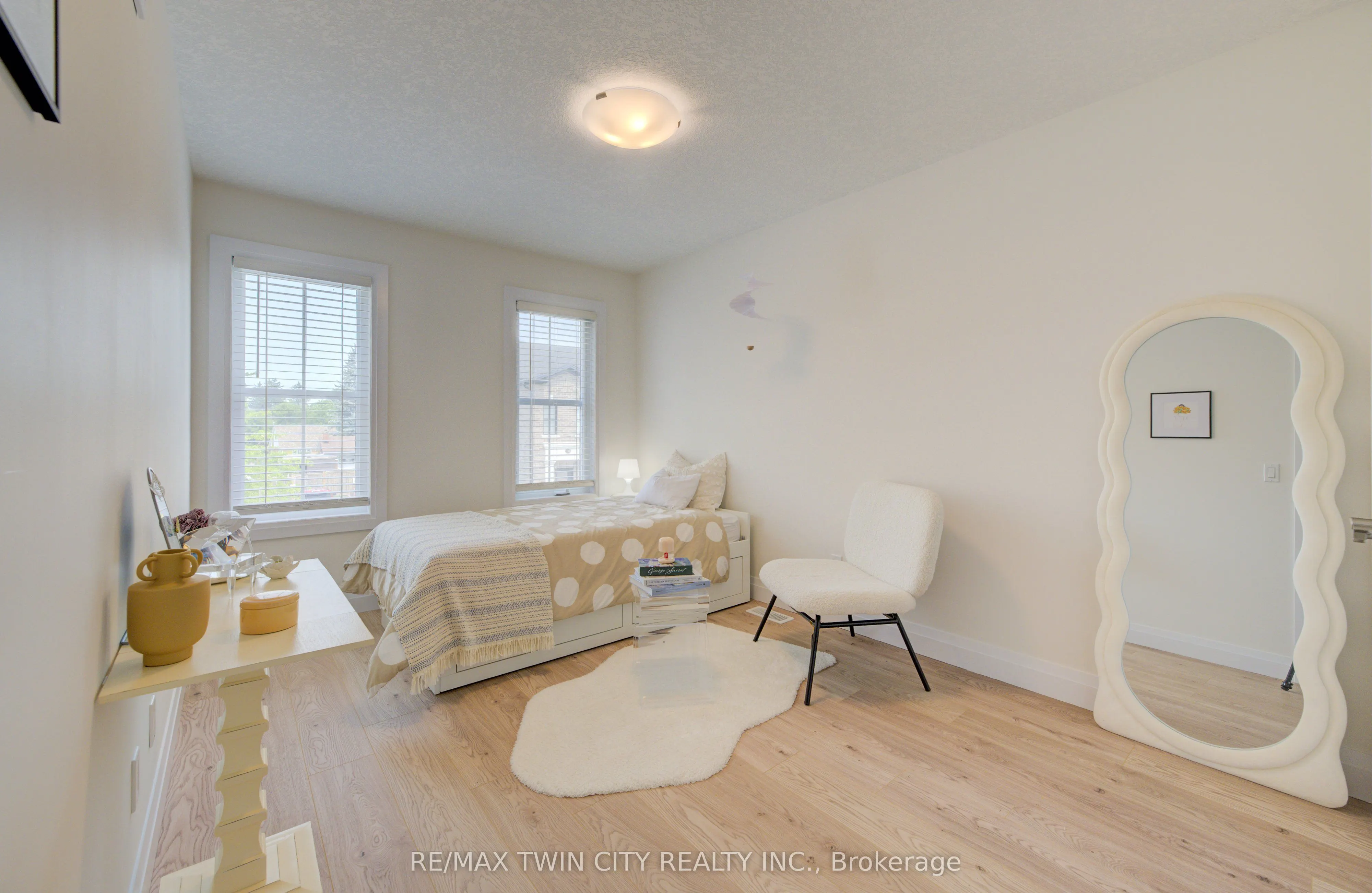 362 Fairview Street, #103