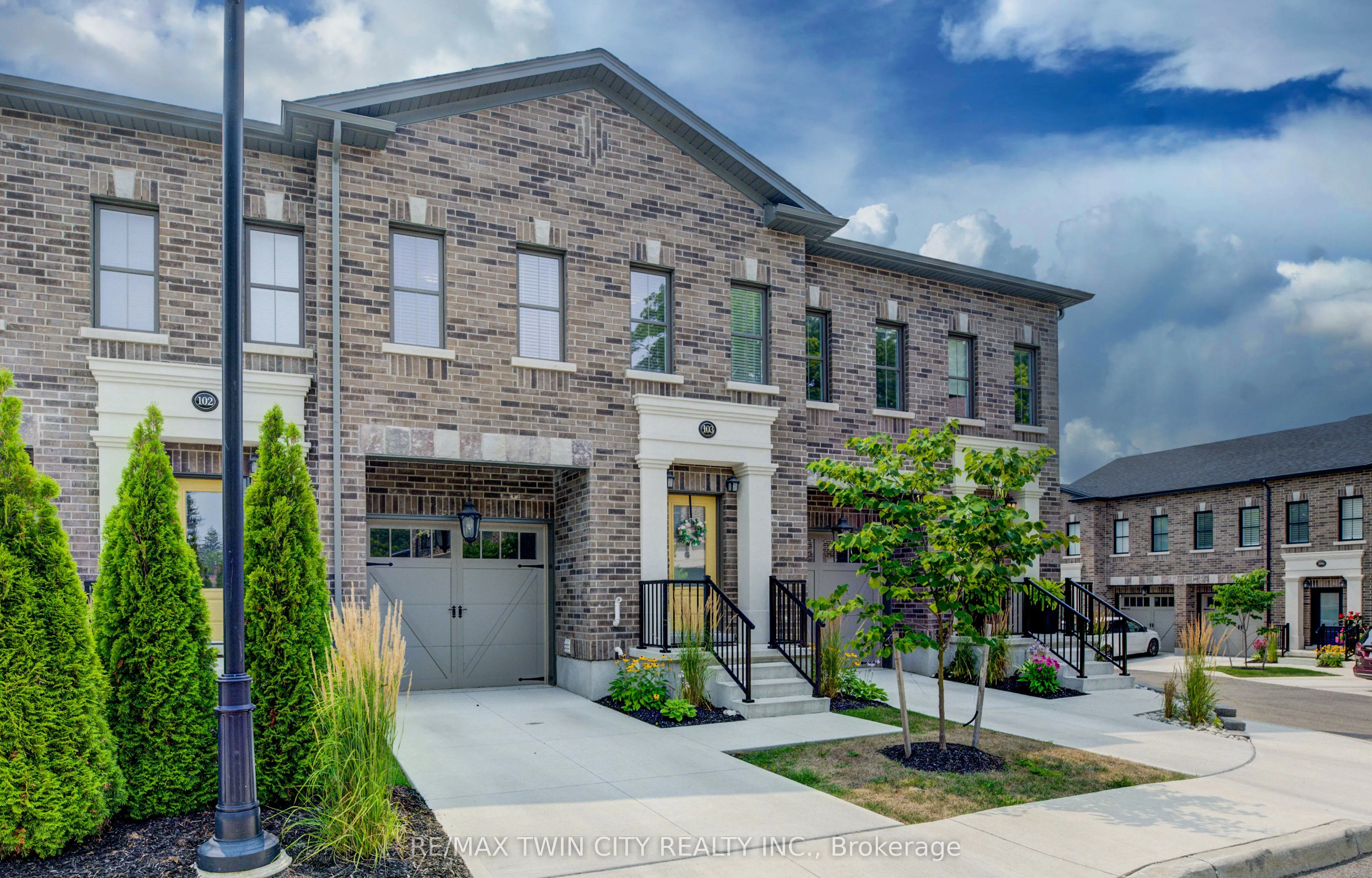 362 Fairview Street, #103