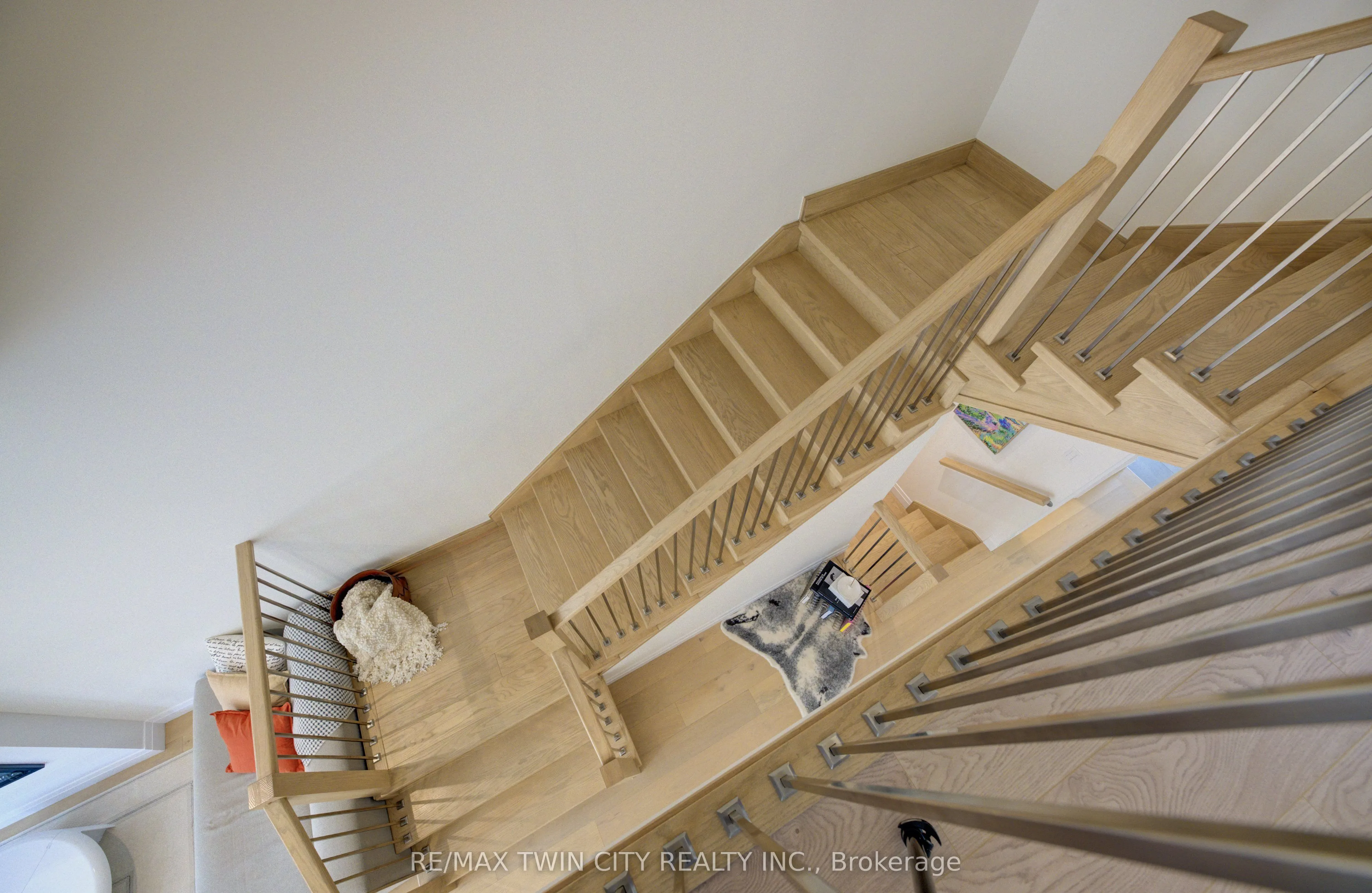 362 Fairview Street, #103