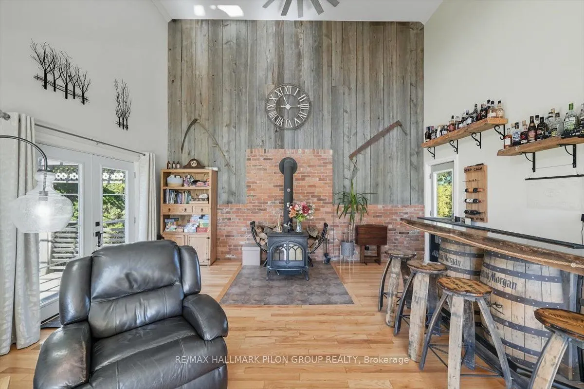 3172 8th Line Road