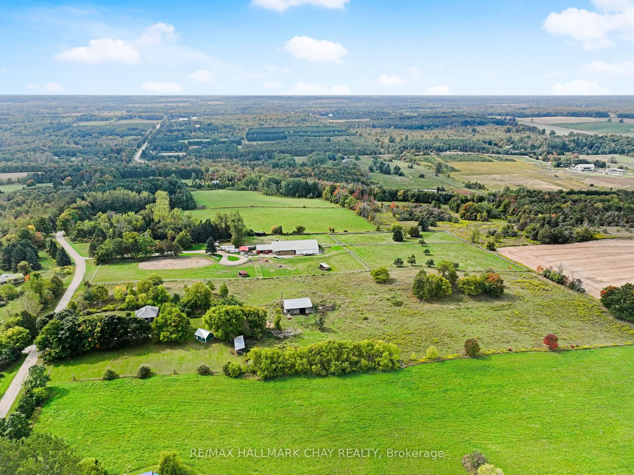 347357 15 Side Road