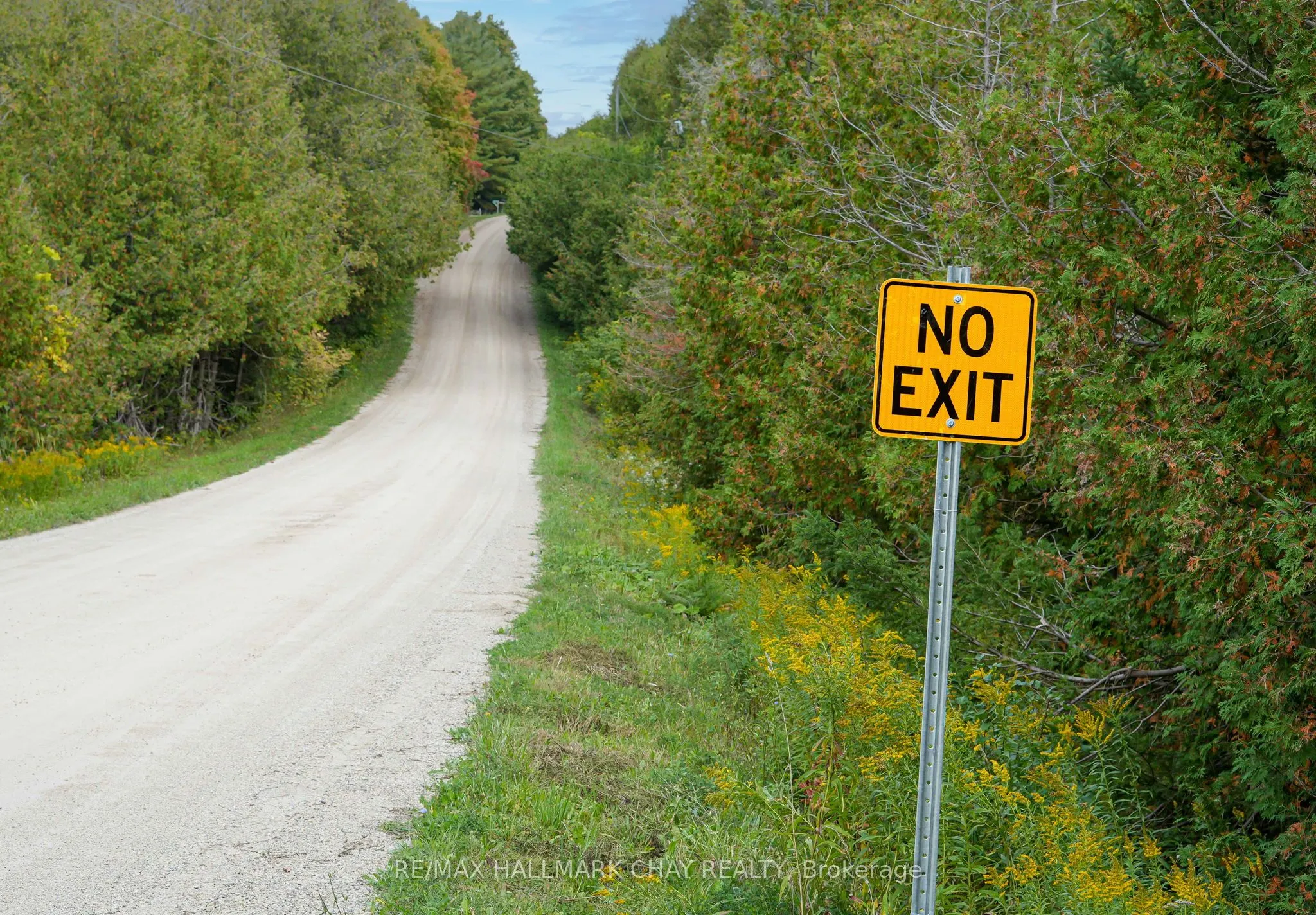 347357 15 Side Road