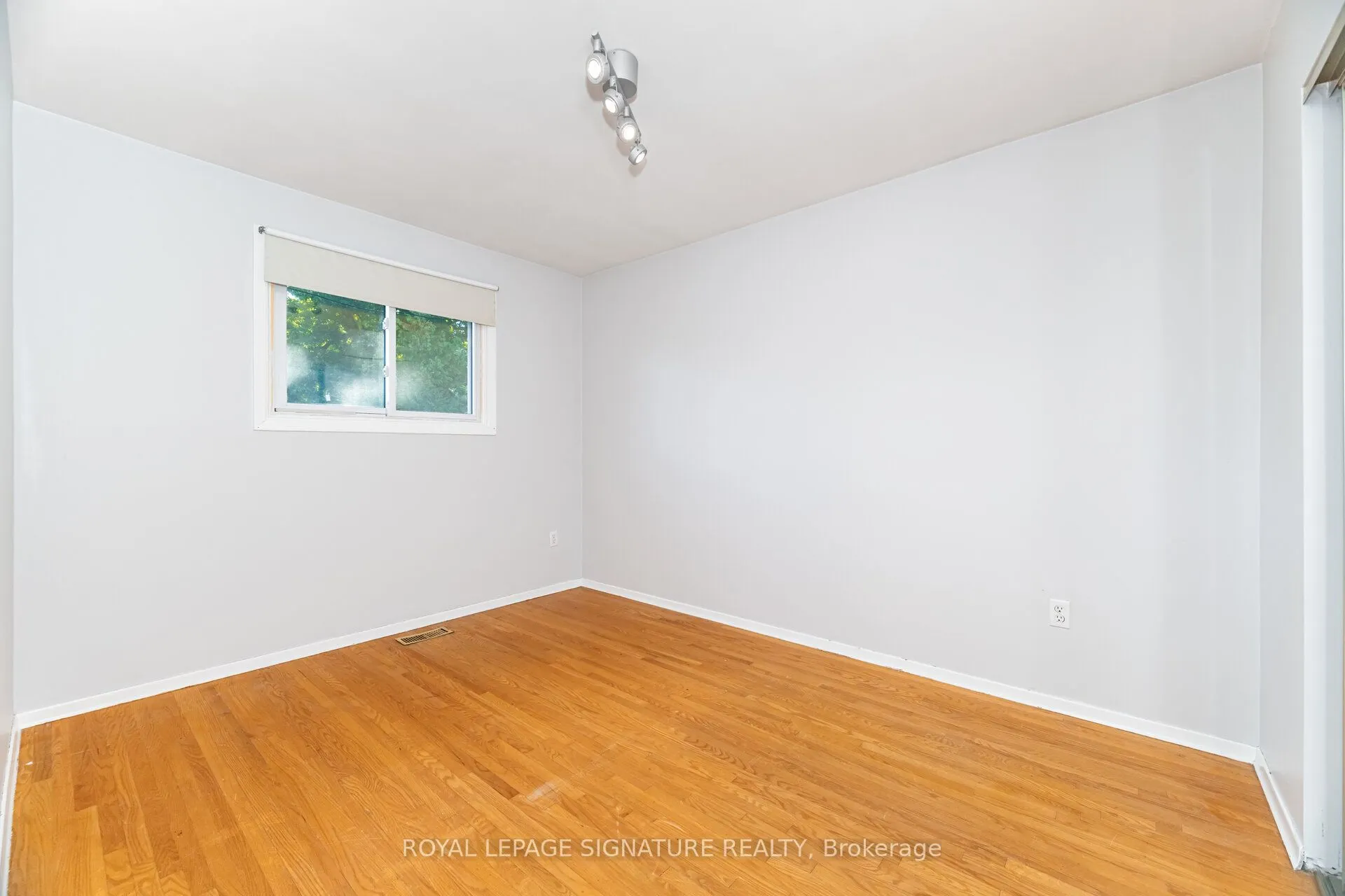 7 Maitland Avenue