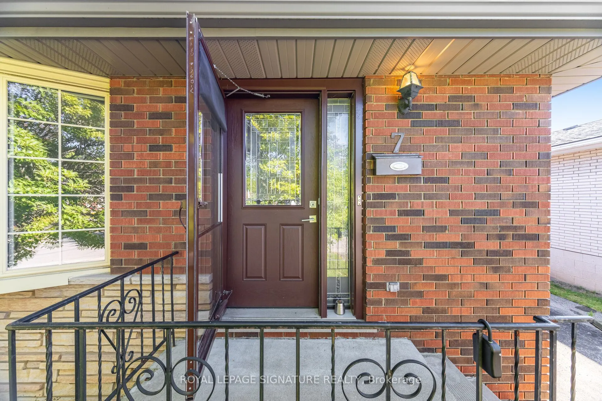 7 Maitland Avenue
