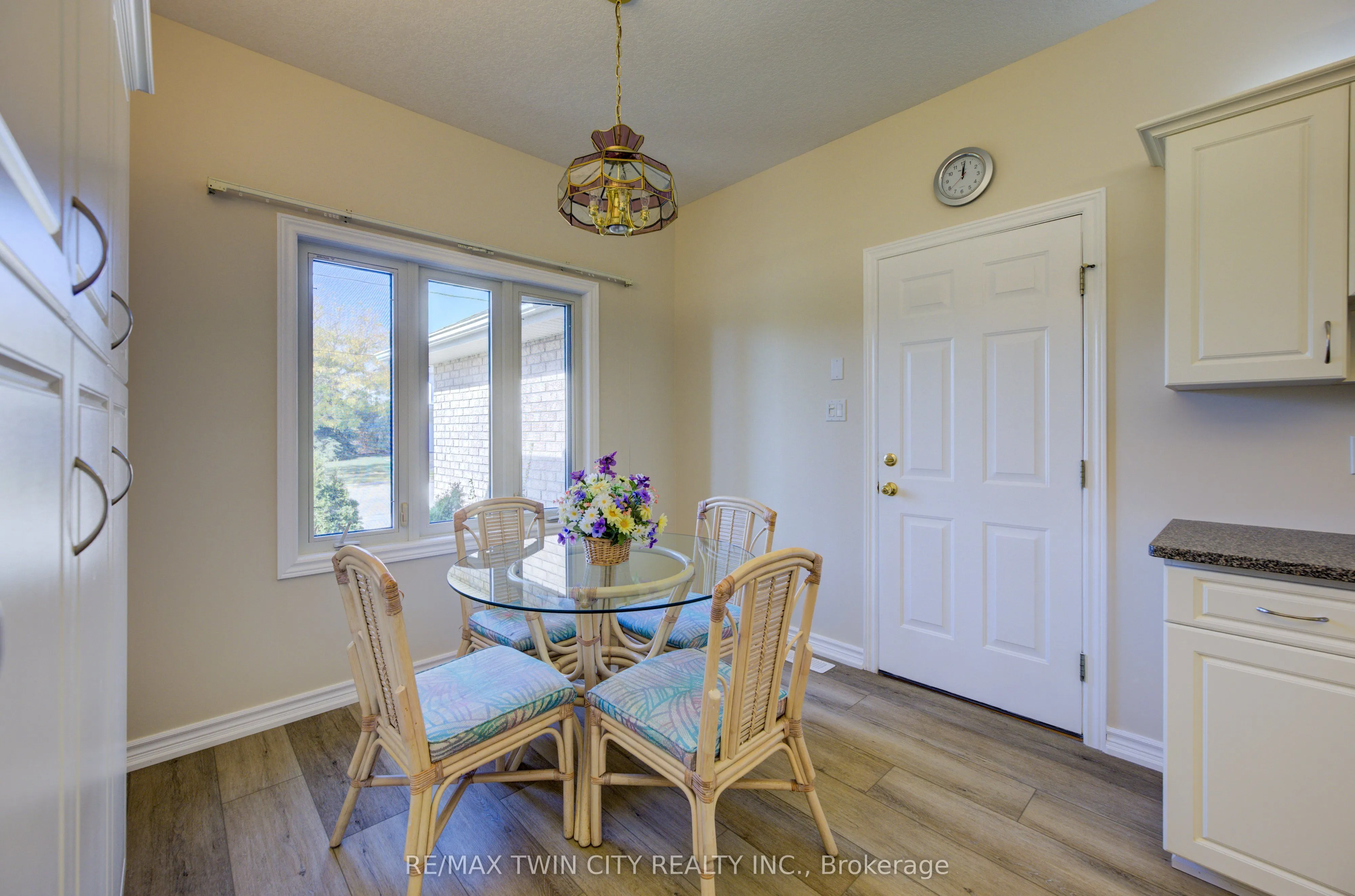 430 Caryndale Drive