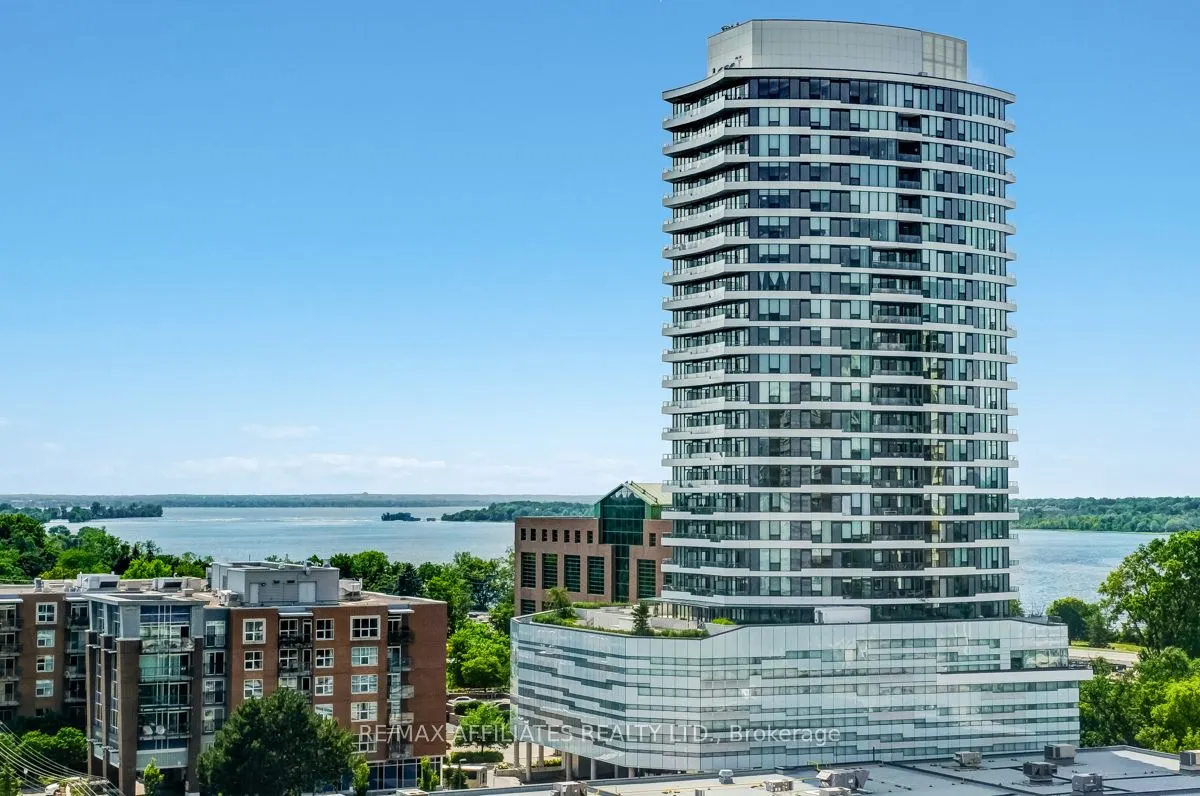 485 Richmond Road, #701