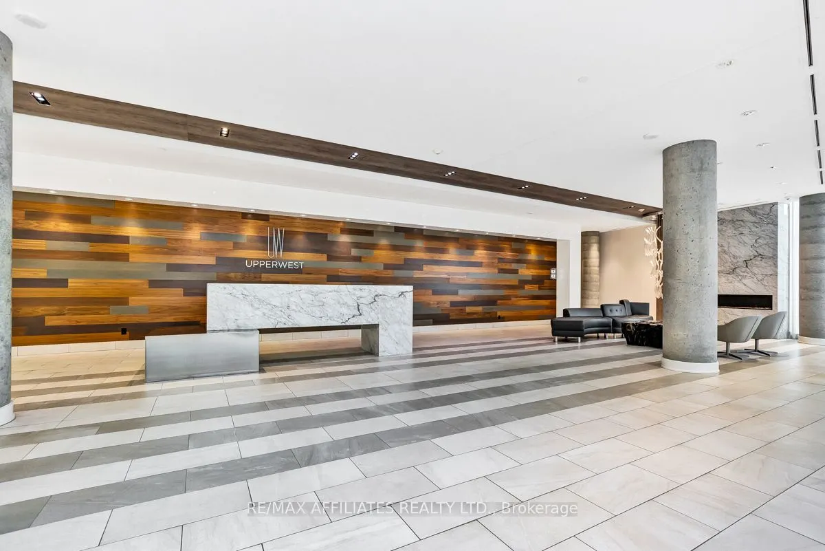 485 Richmond Road, #701