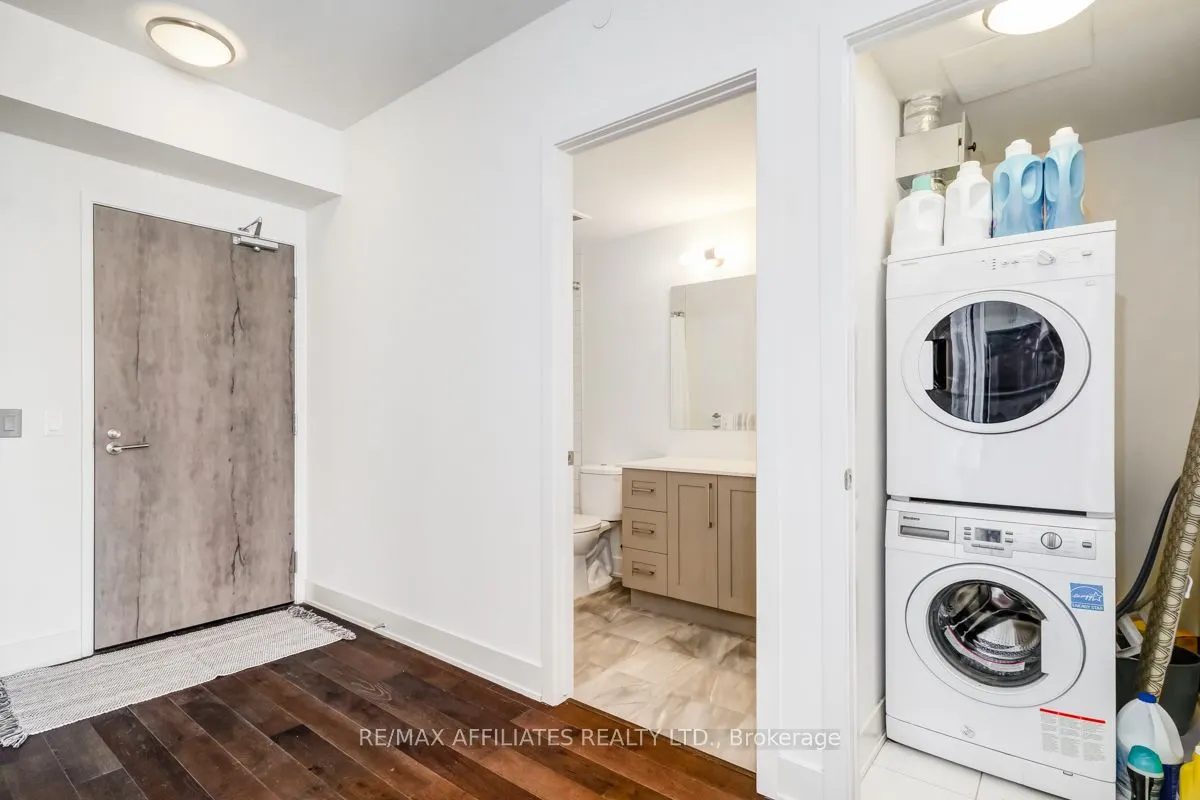 485 Richmond Road, #701