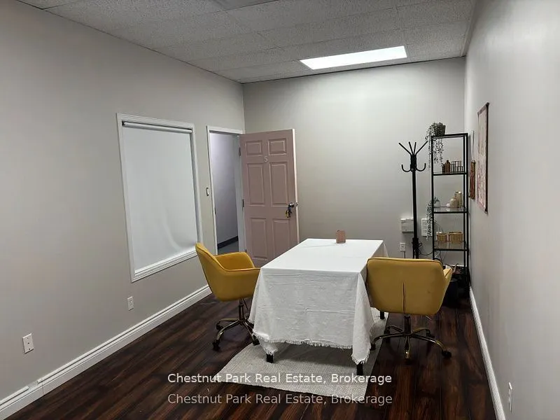 51 MAIN Street E, #5