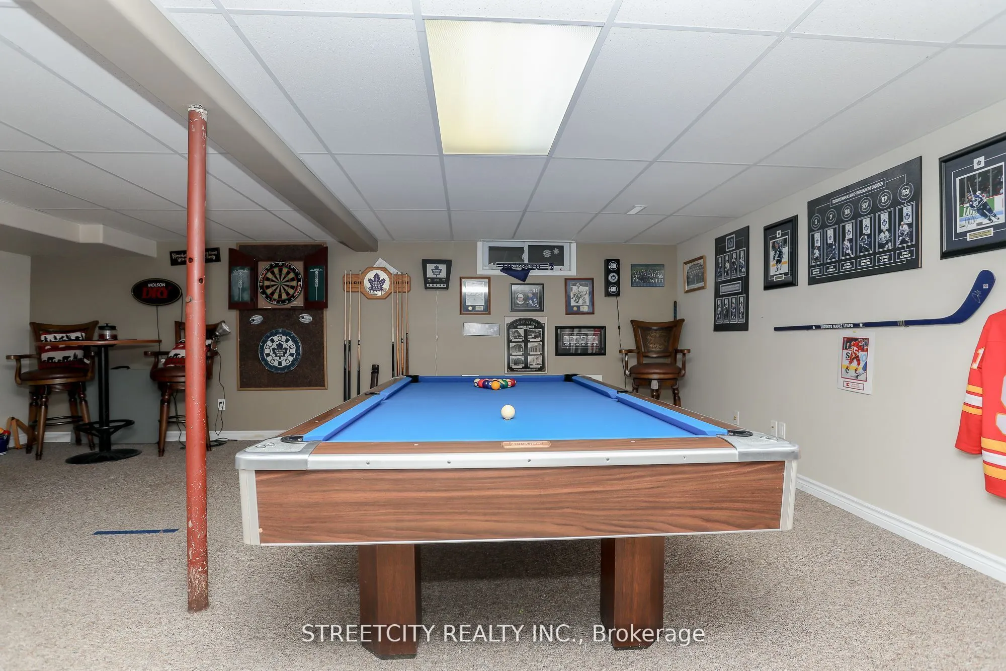 9 Cottonwood Crescent W