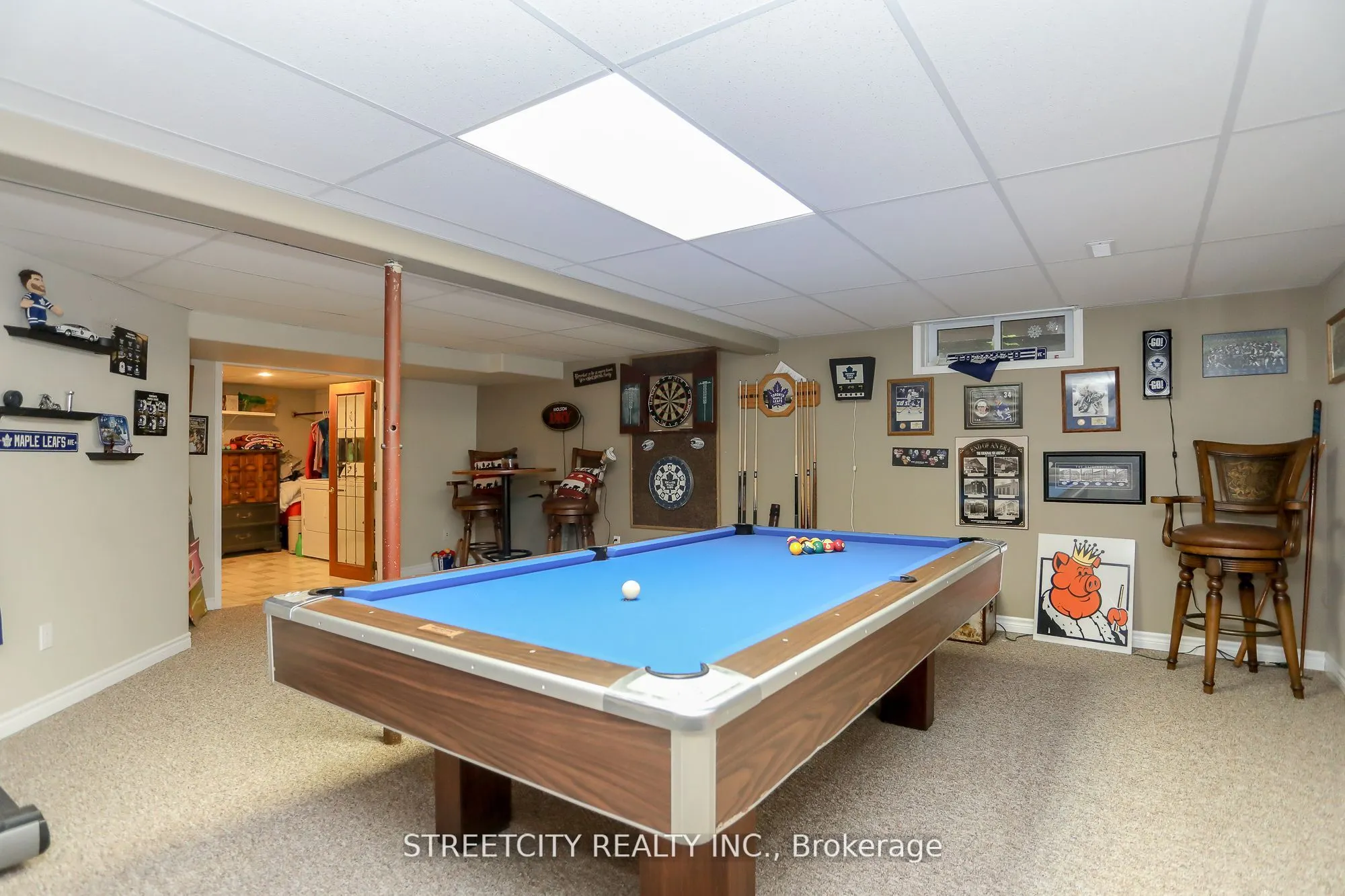 9 Cottonwood Crescent W
