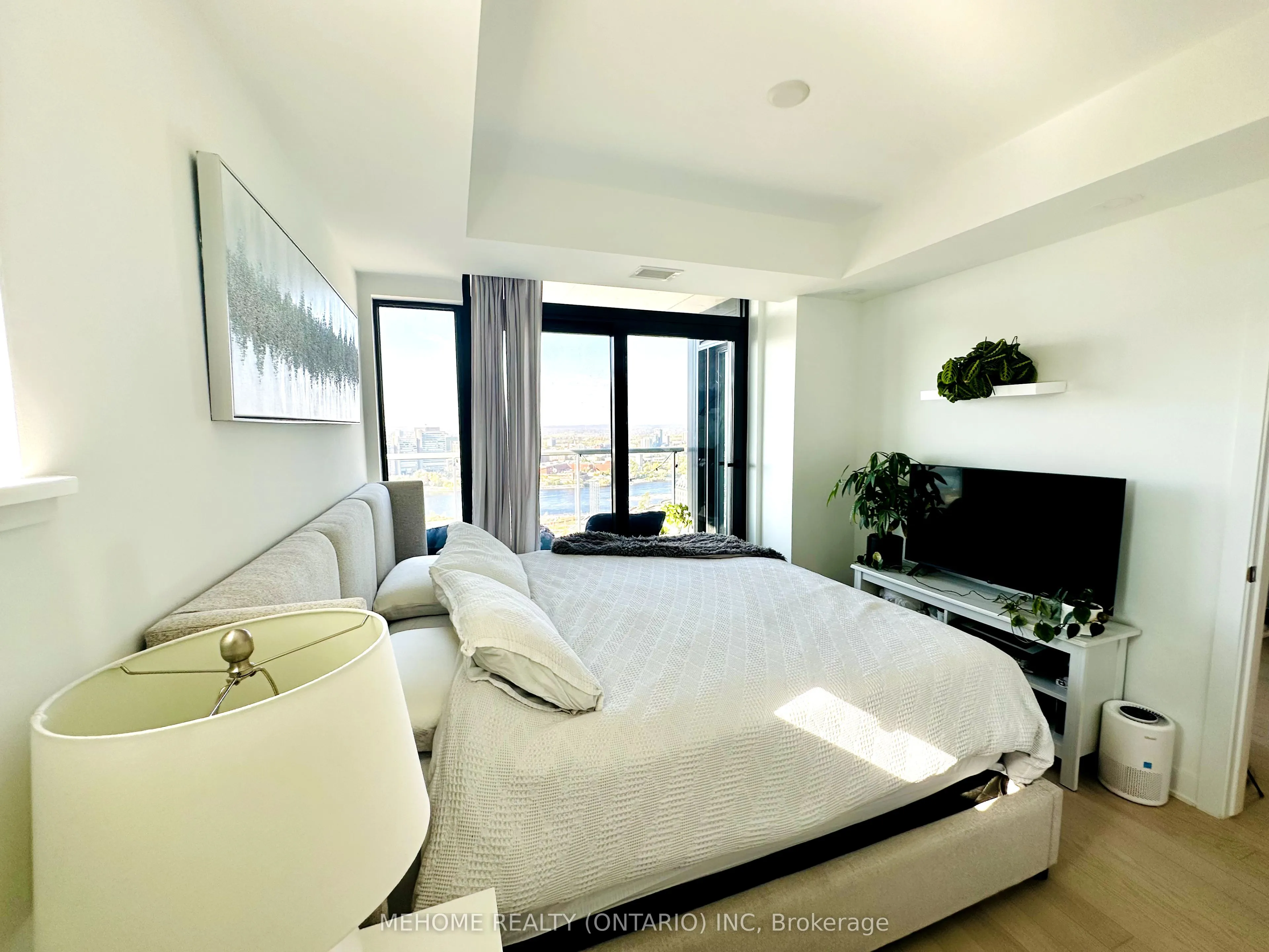 340 Queen Street, #2201