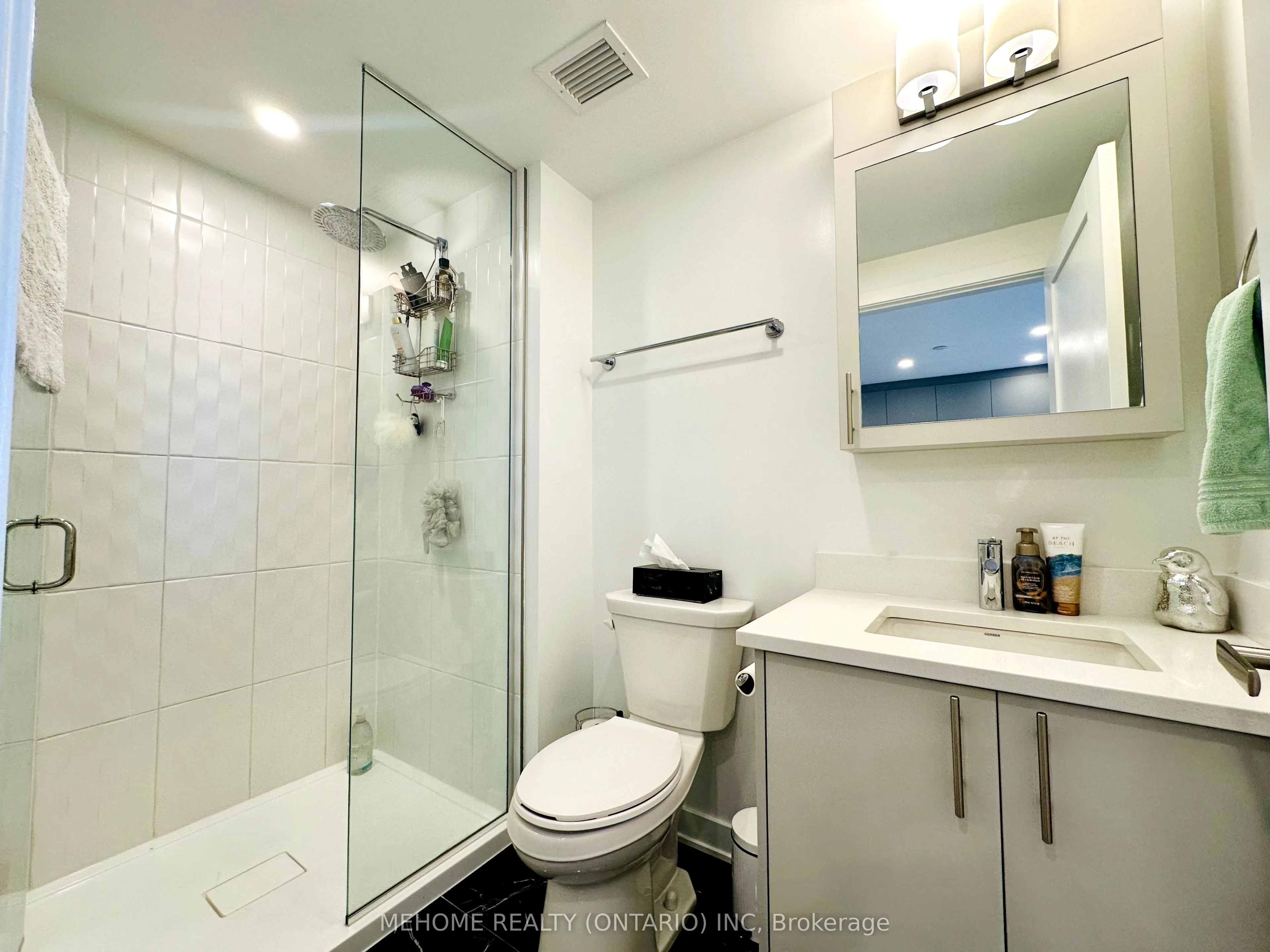 340 Queen Street, #2201