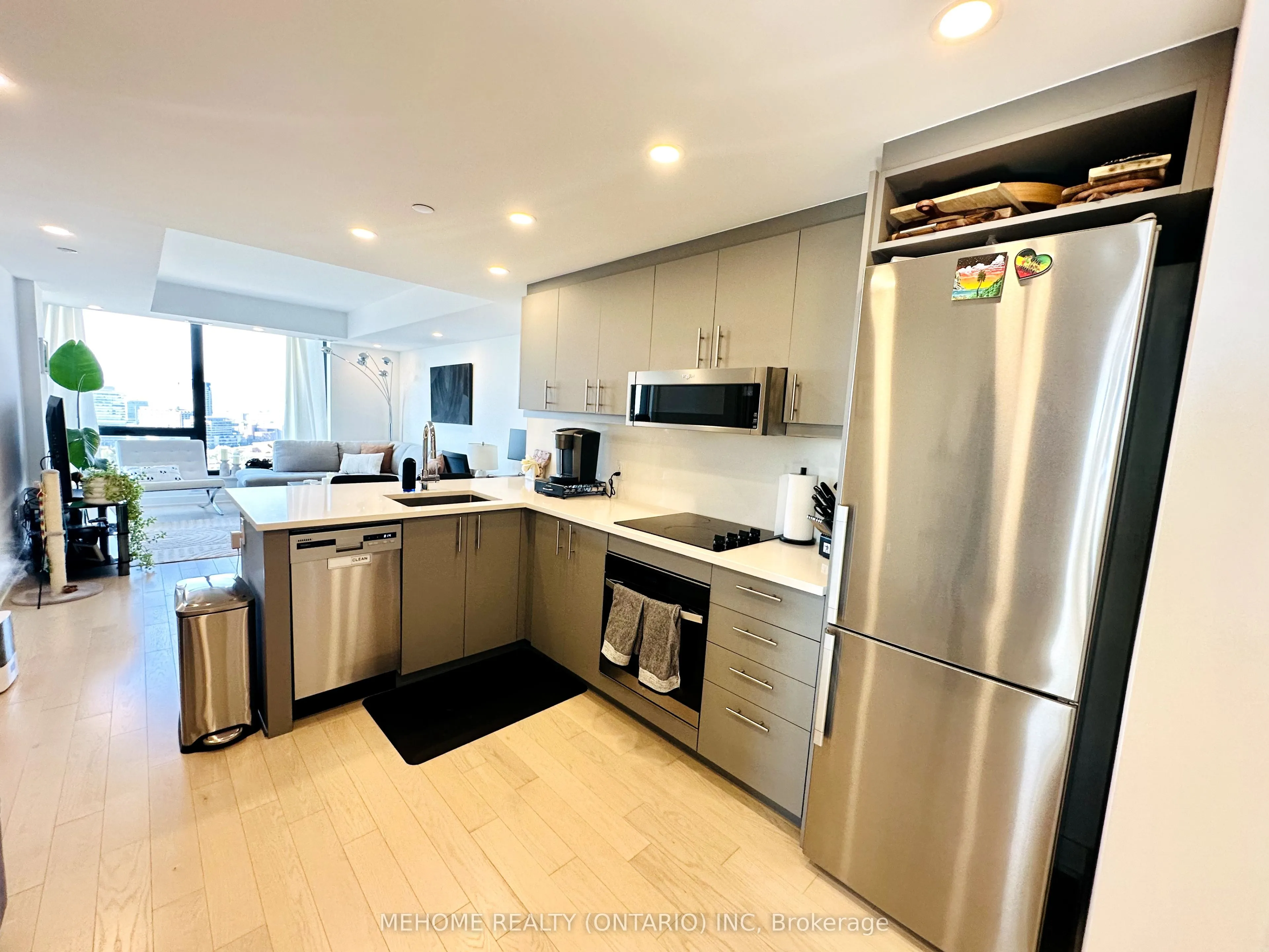 340 Queen Street, #2201