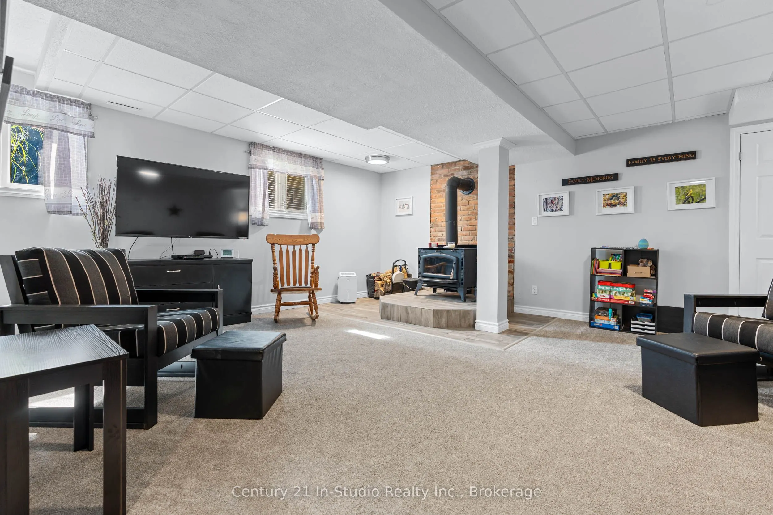 21532 Grey 16 Road