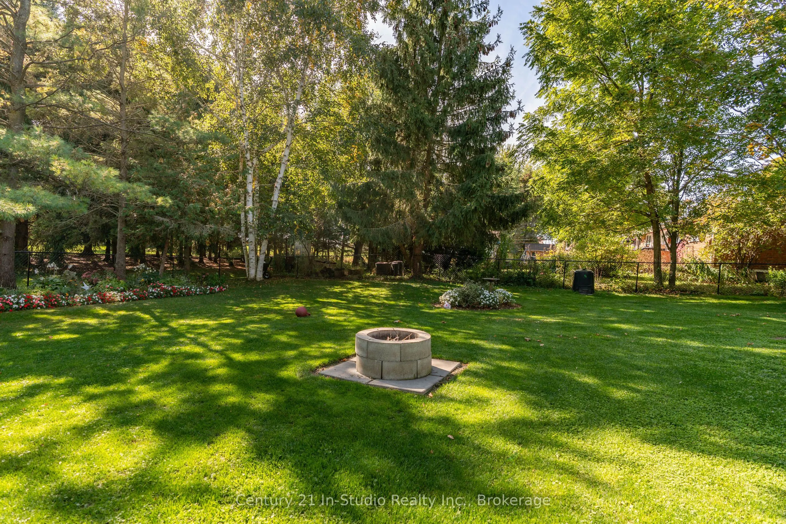 21532 Grey 16 Road