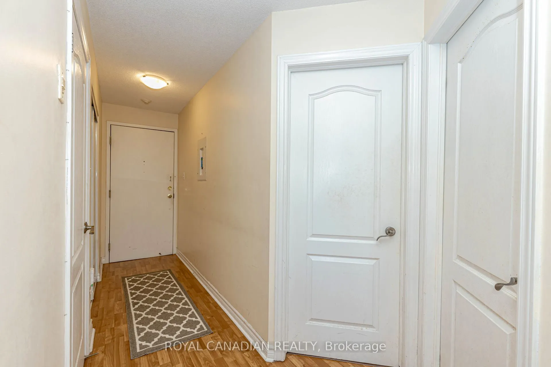135 James Street S, #1114