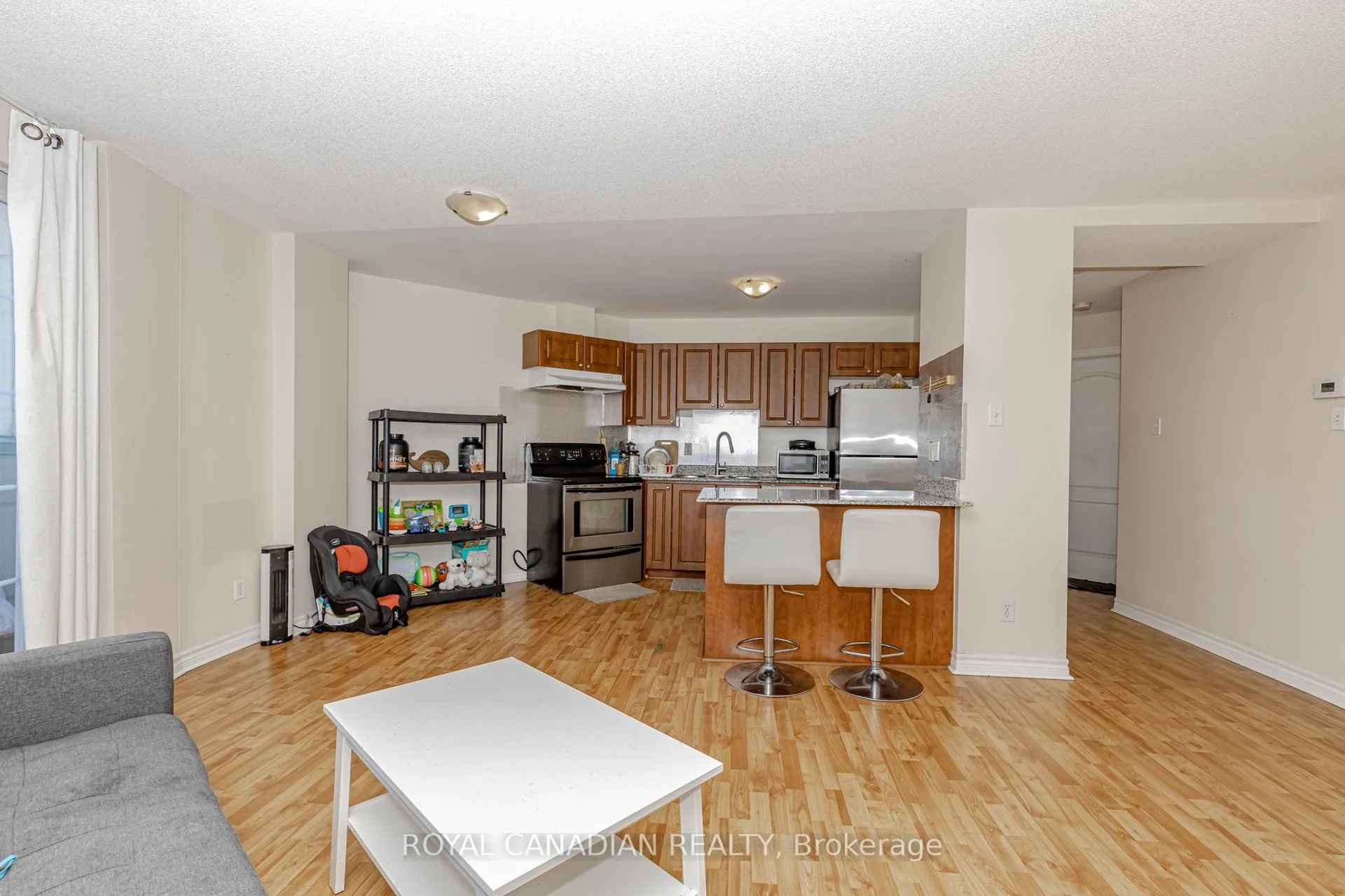 135 James Street S, #1114