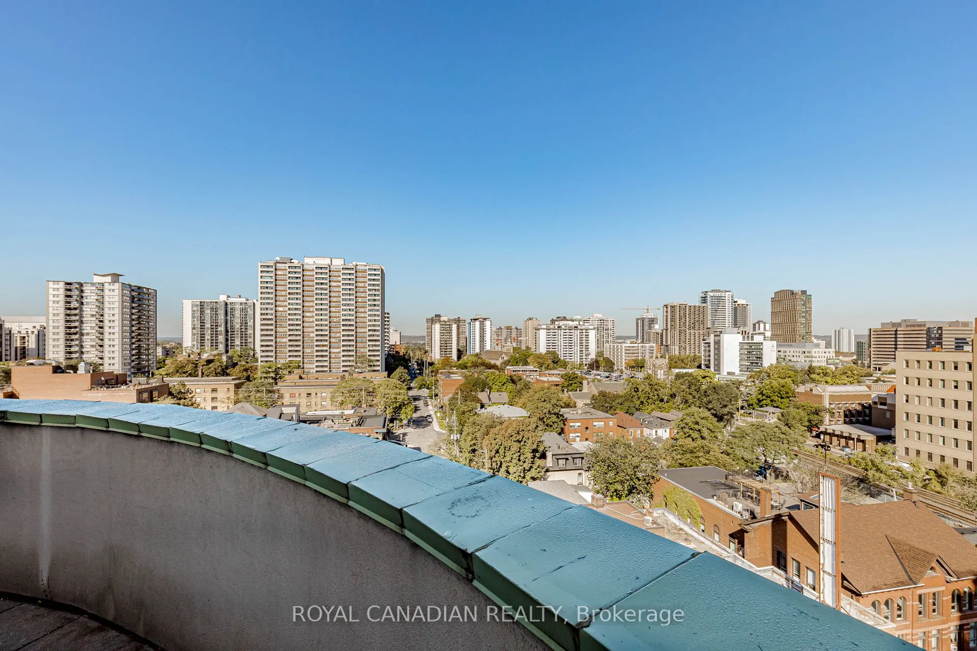 135 James Street S, #1114