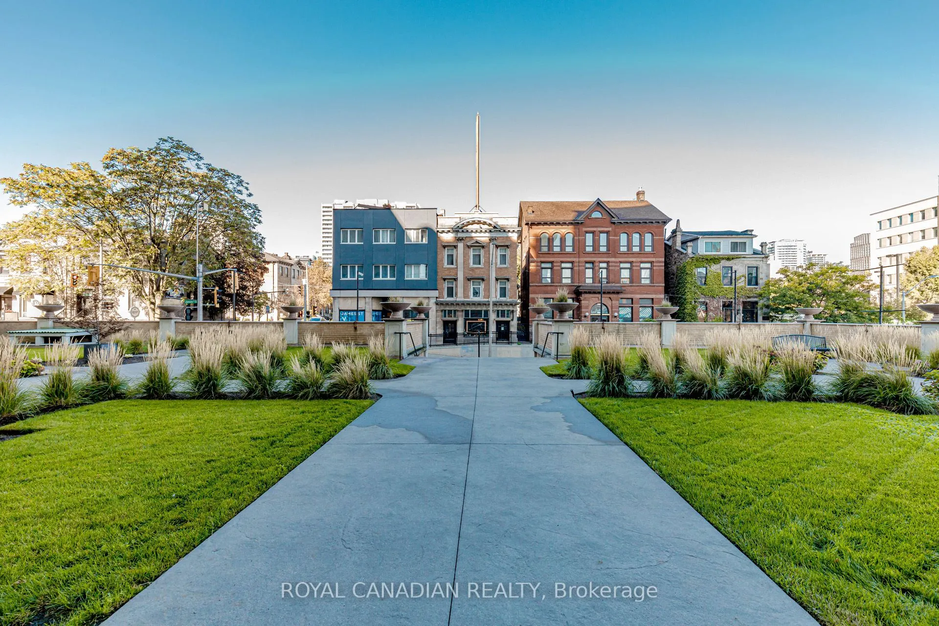 135 James Street S, #1114