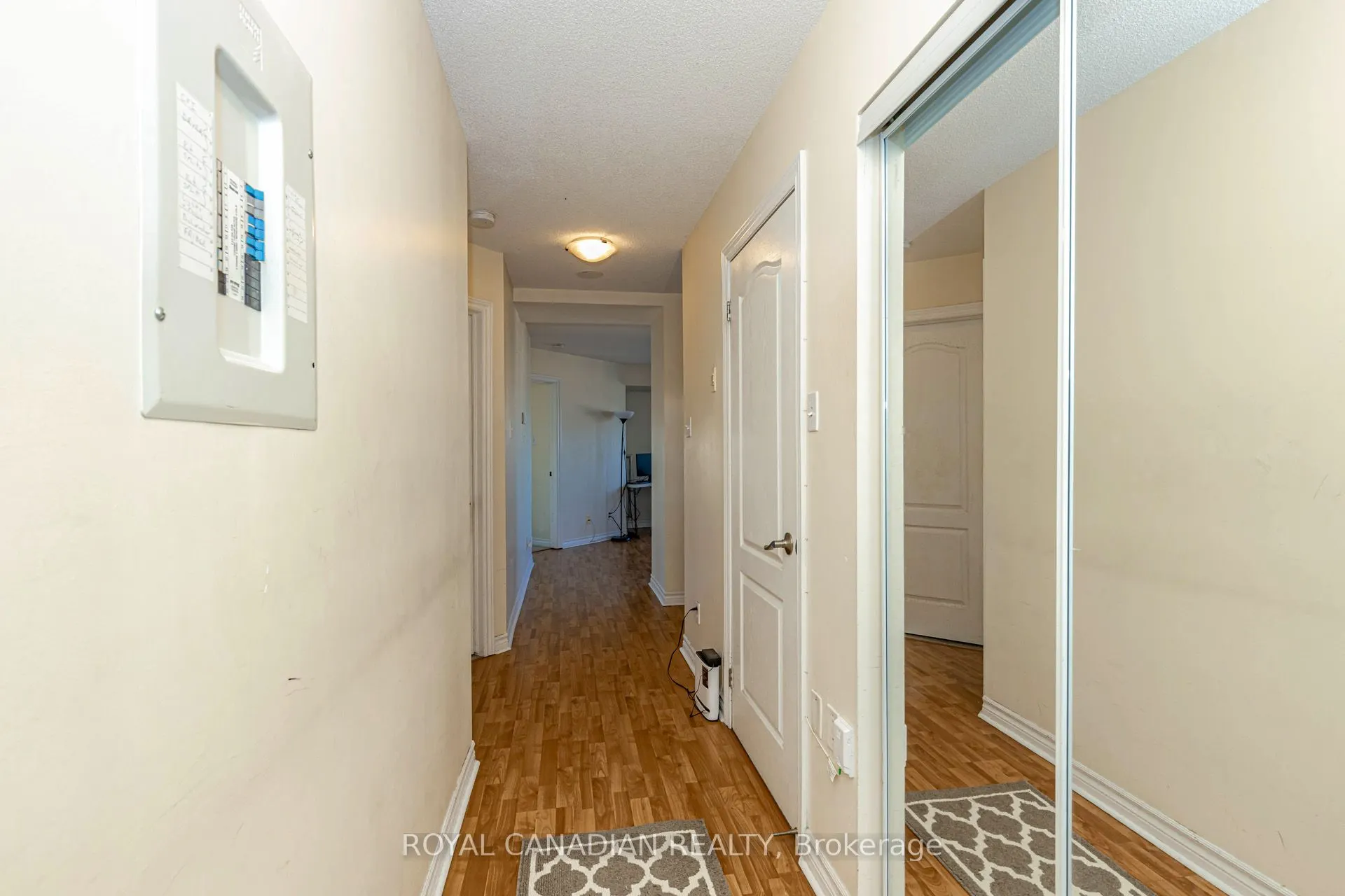 135 James Street S, #1114