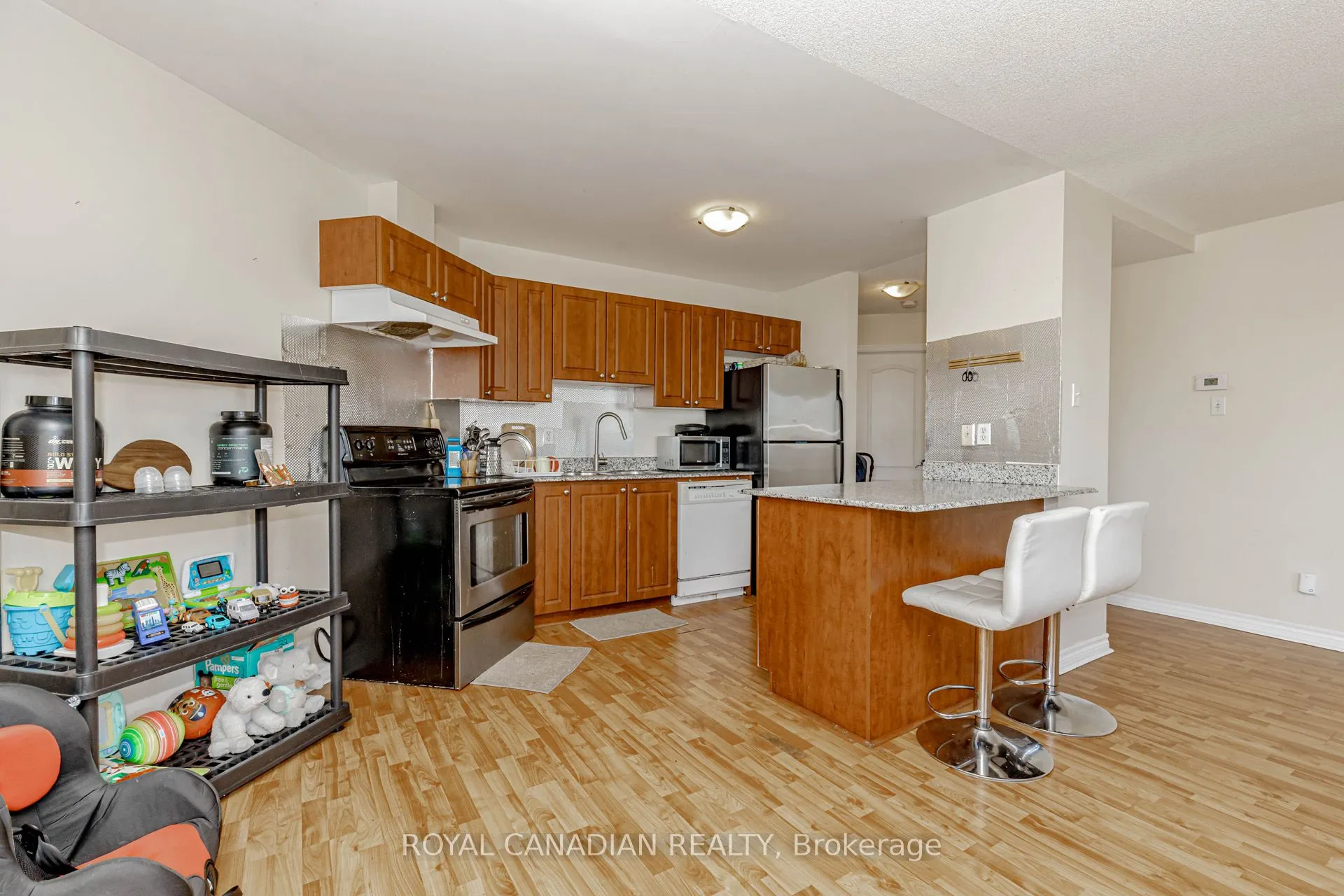 135 James Street S, #1114