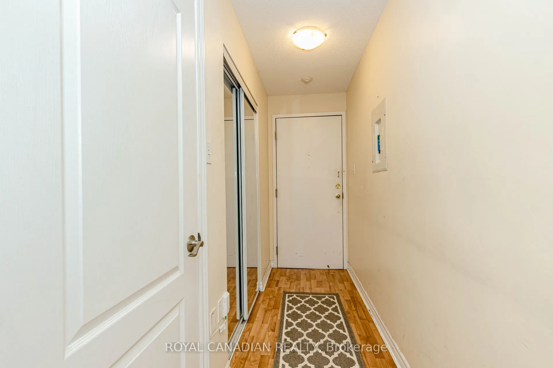 135 James Street S, #1114