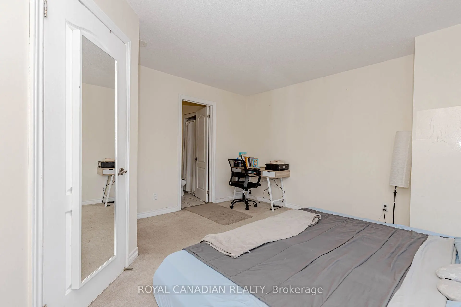 135 James Street S, #1114