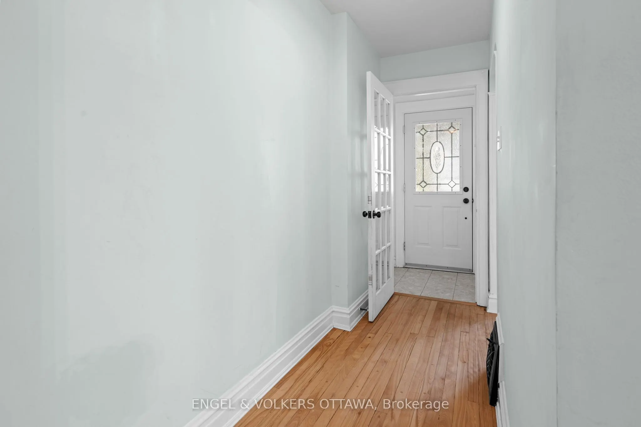 329 Hamilton Avenue S
