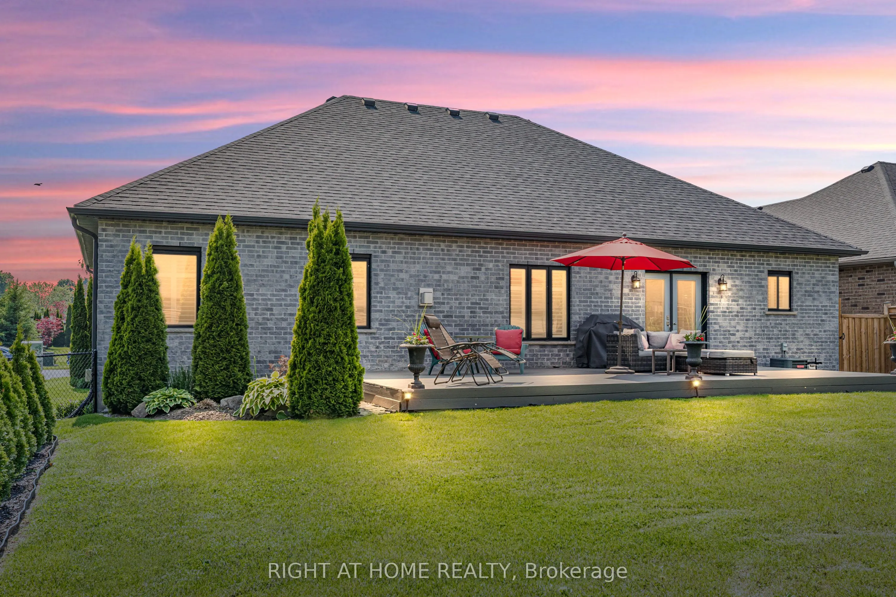 6 Bluenose Drive