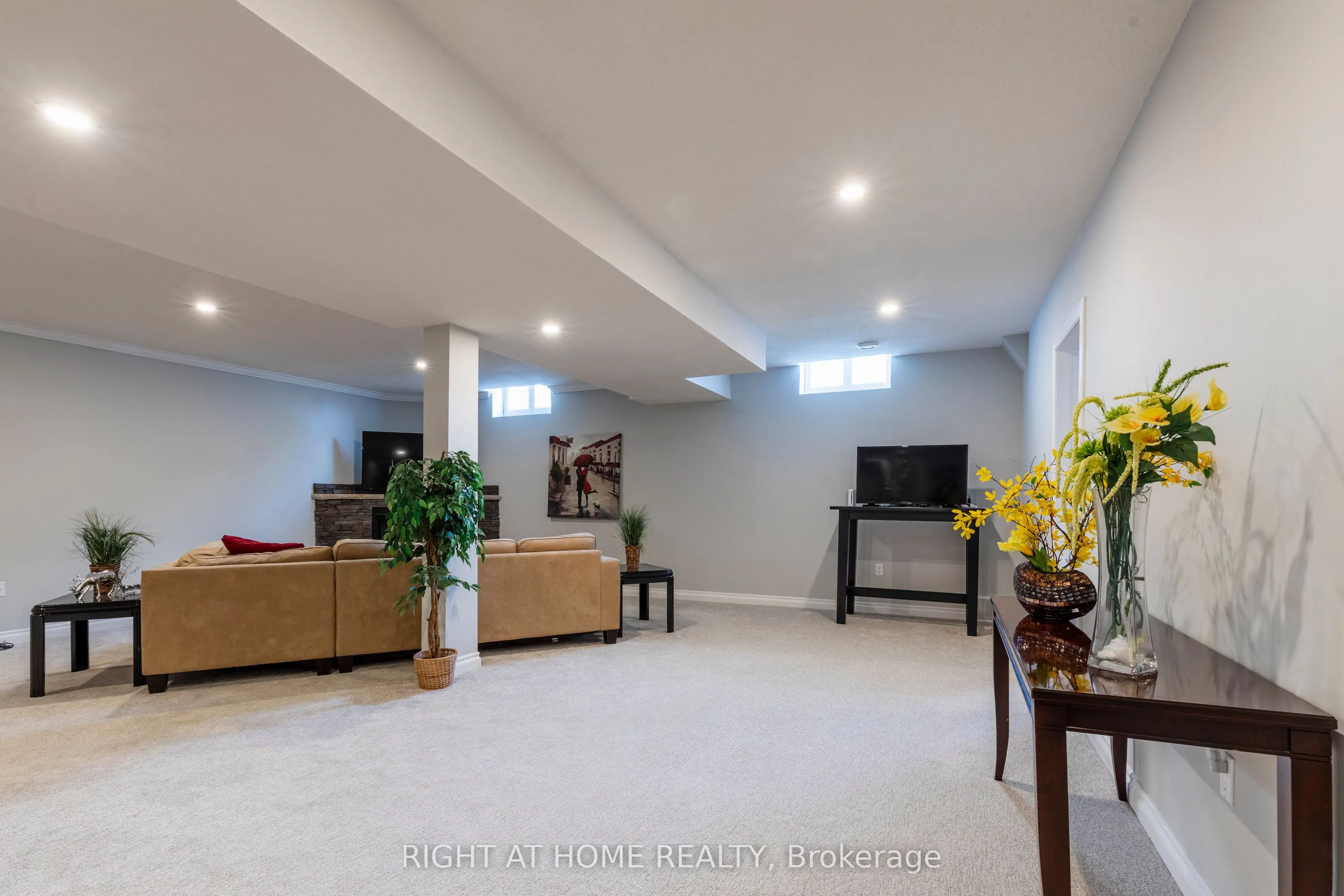 6 Bluenose Drive