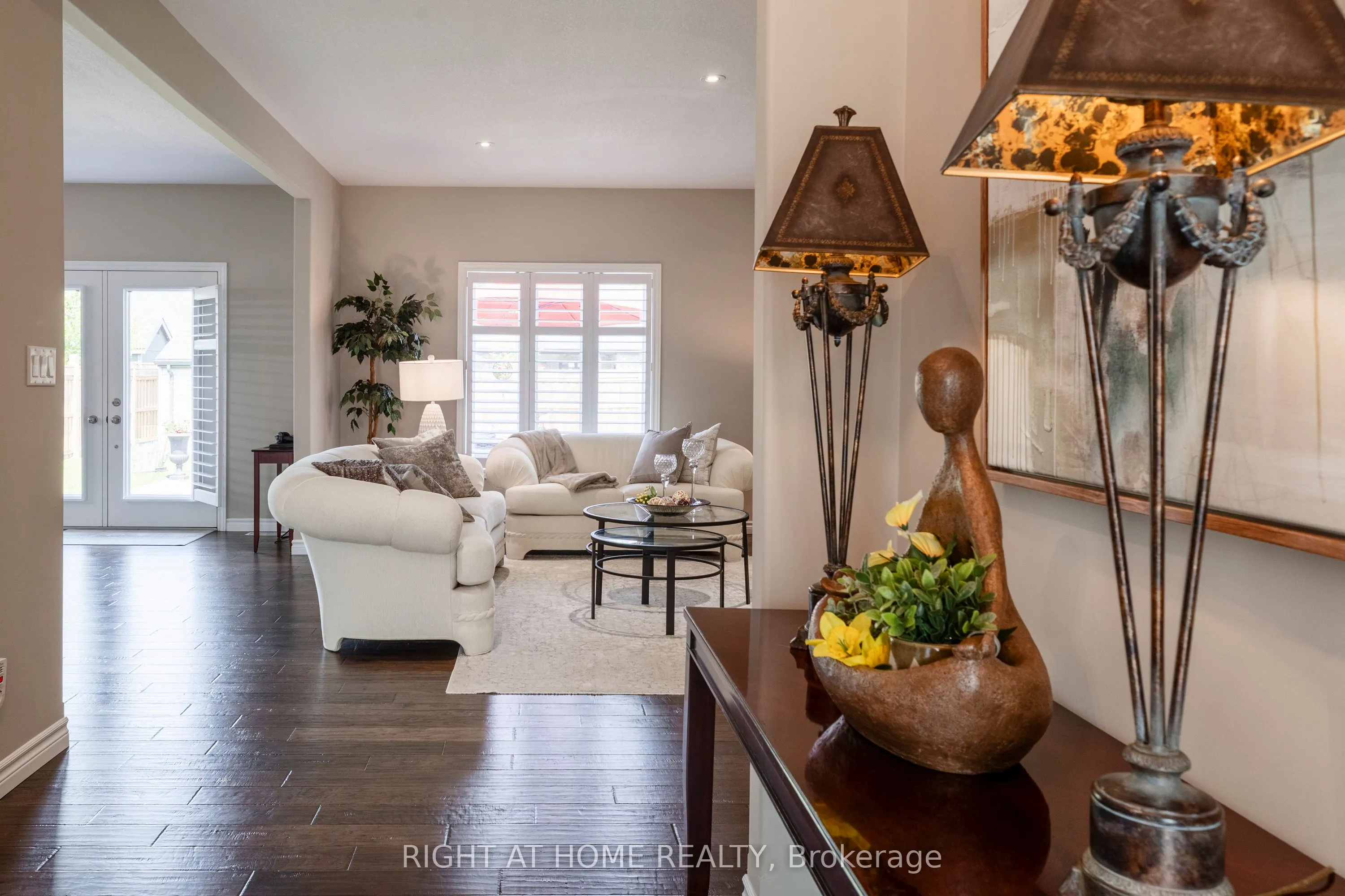 6 Bluenose Drive