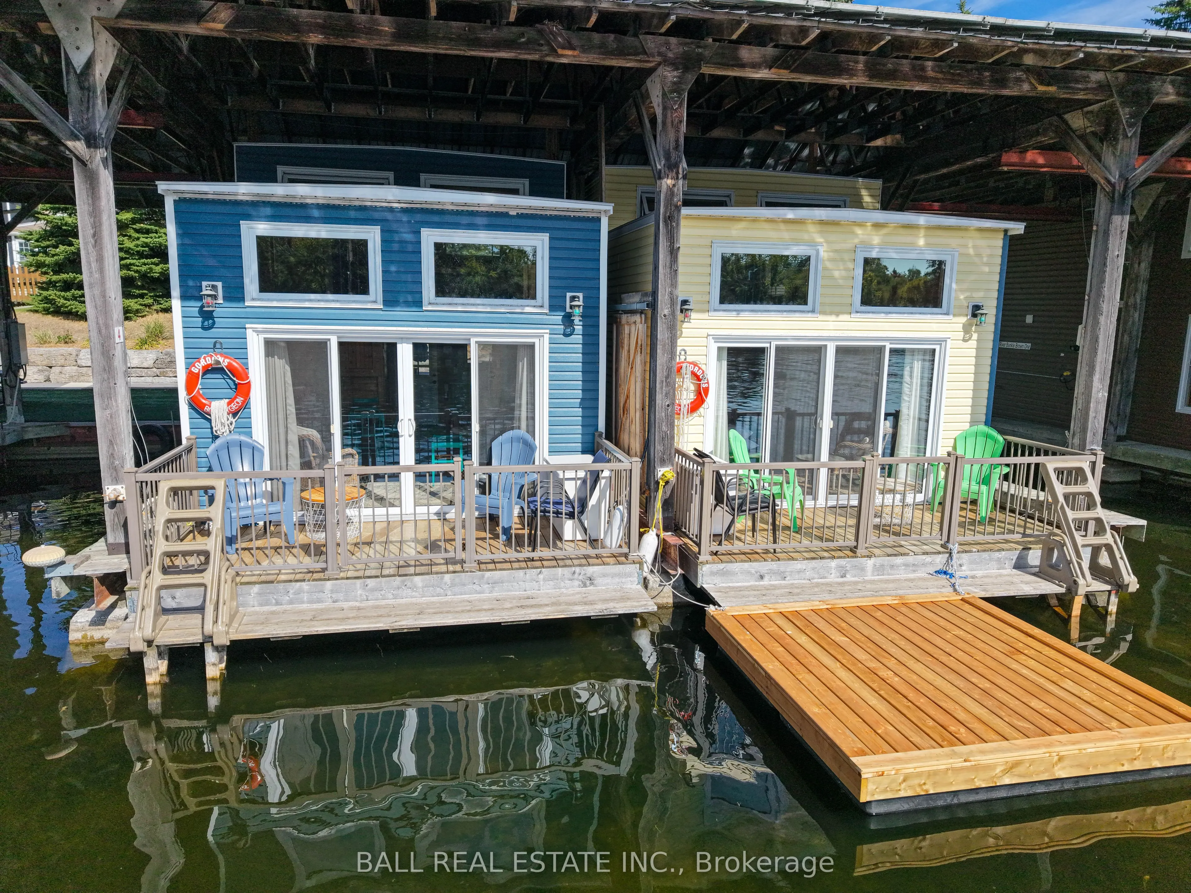 71 Front Street E