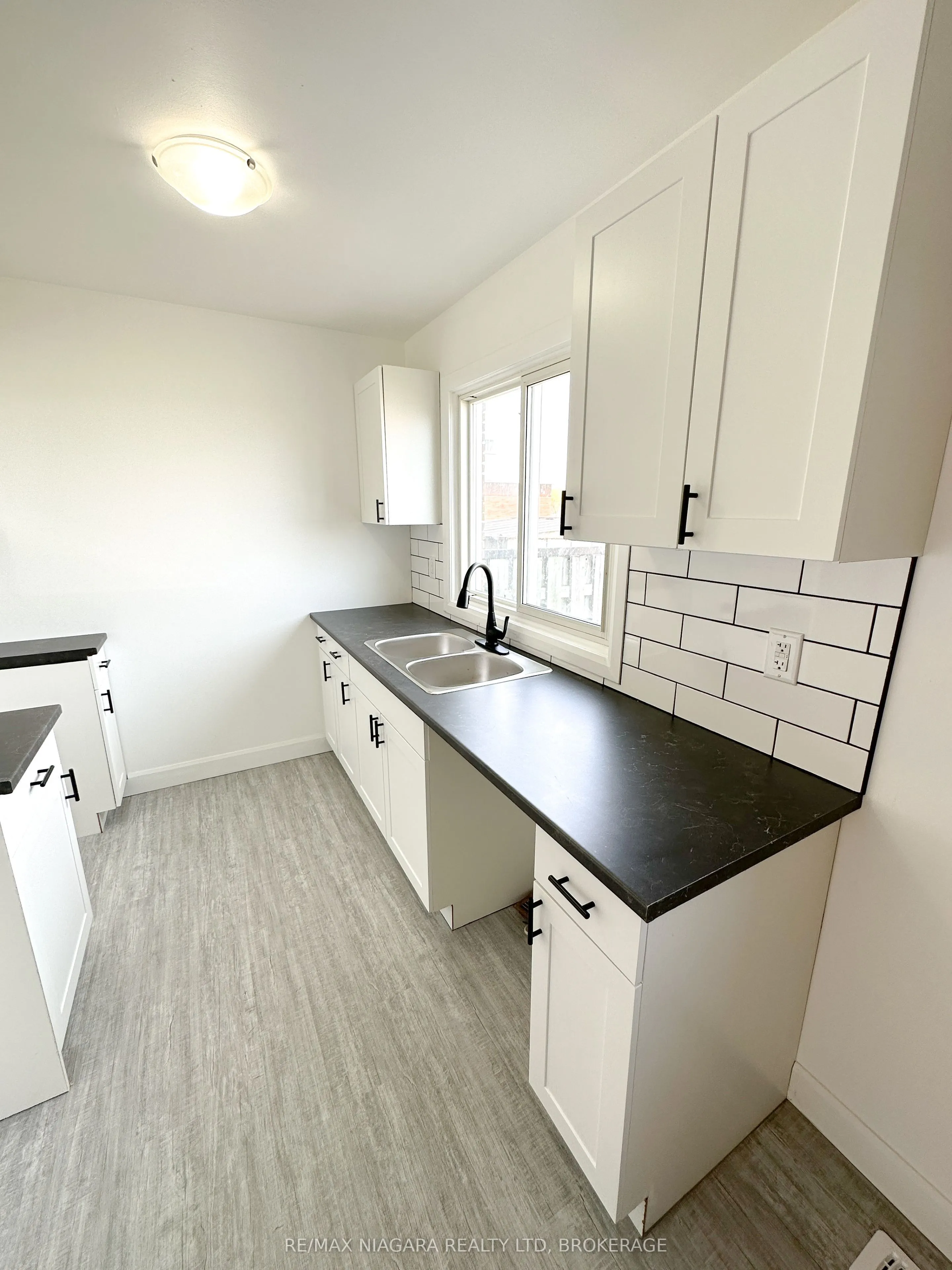 71 Hagey Avenue, #1
