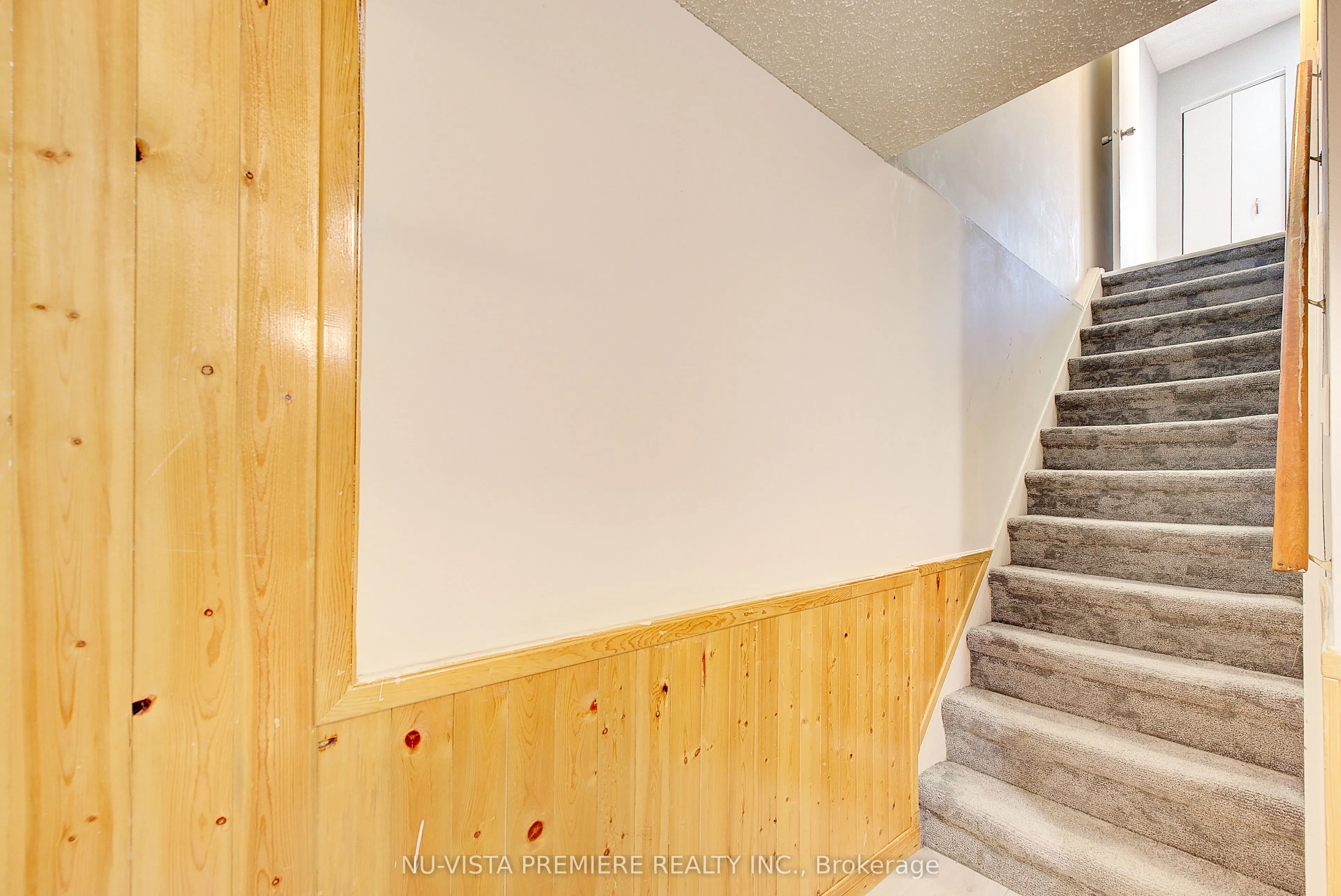 374 Homestead Court, #21