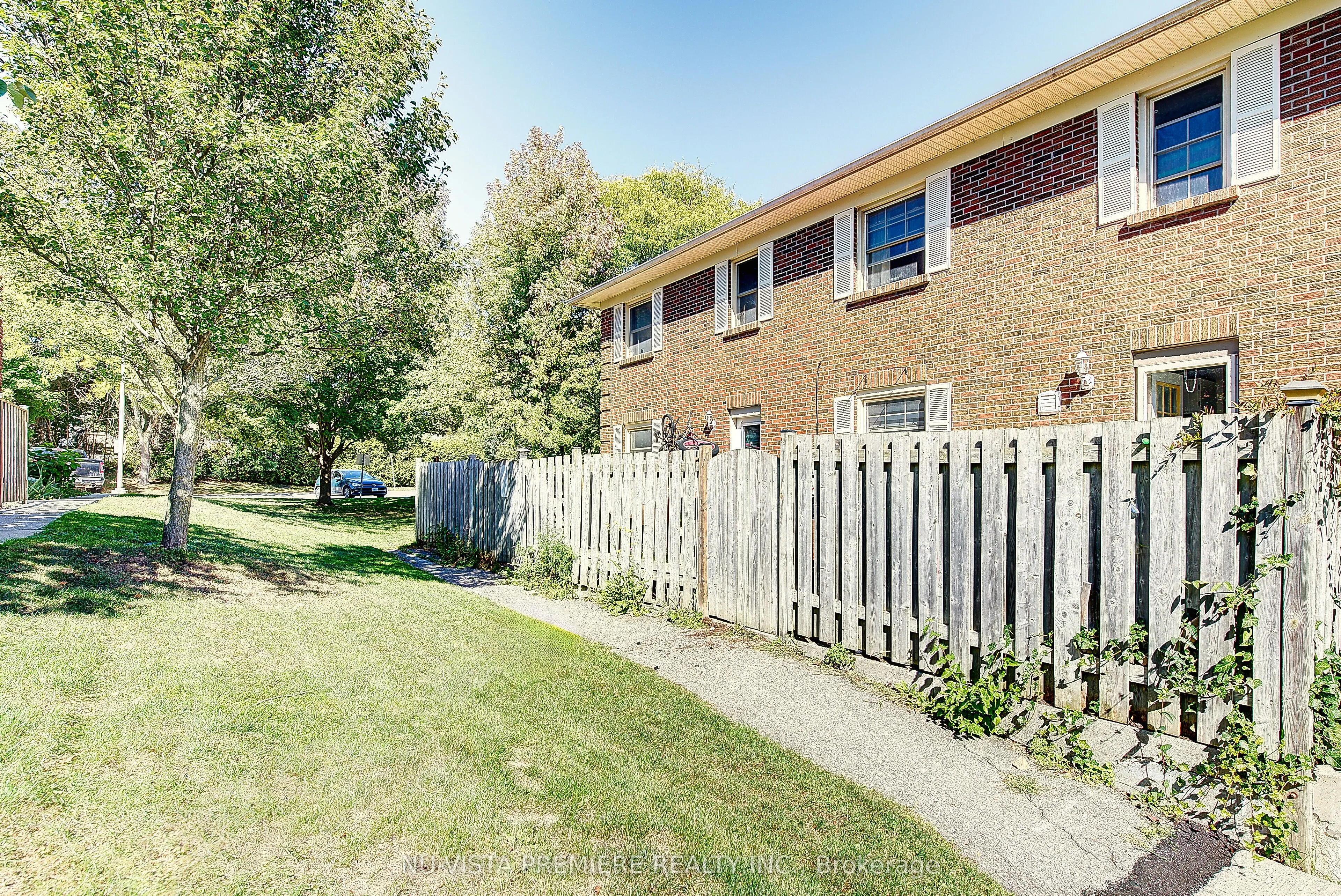 374 Homestead Court, #21