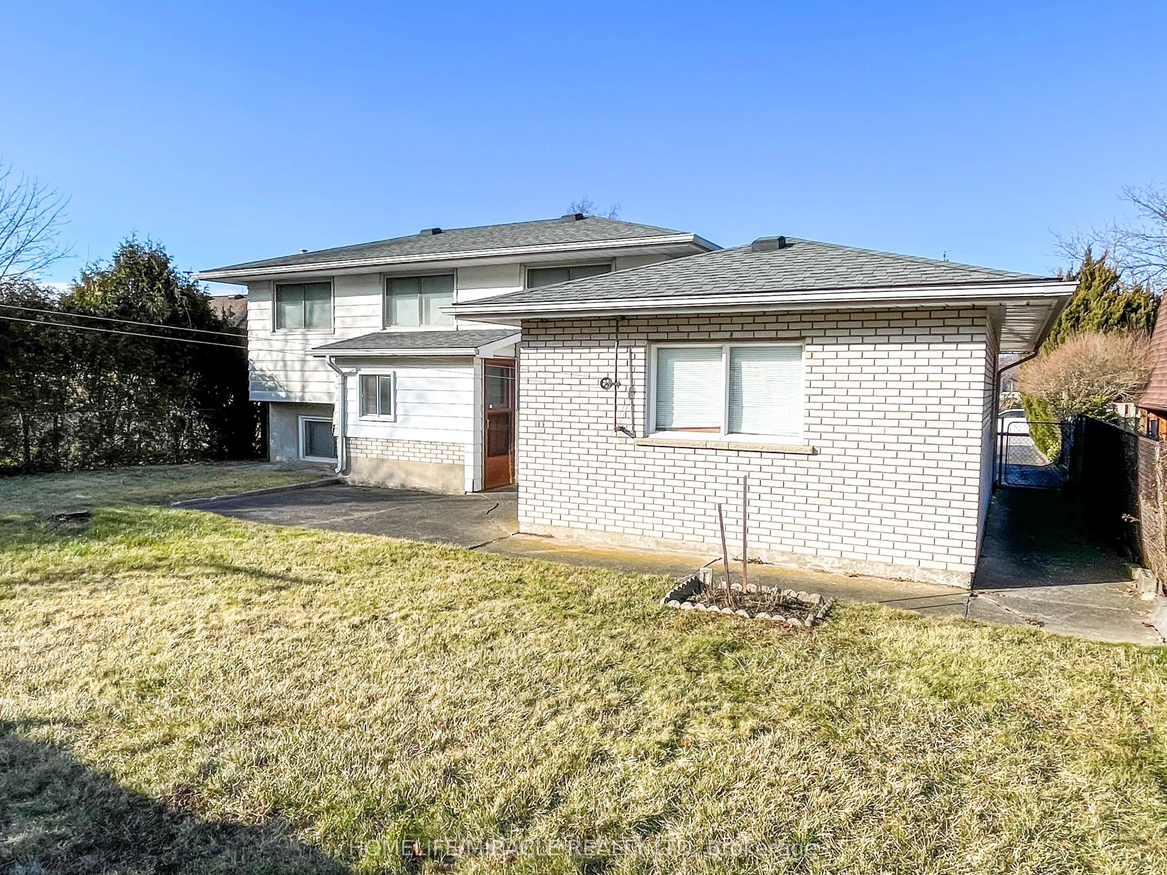 20 Drury Crescent