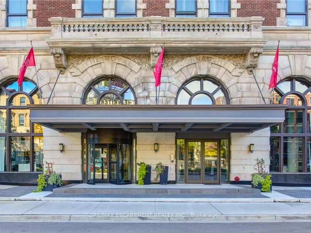 112 King Street E, #903