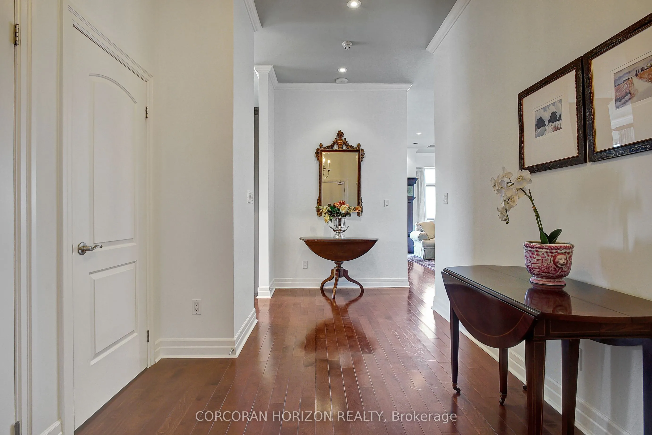 170 Water Street N, #UPH4